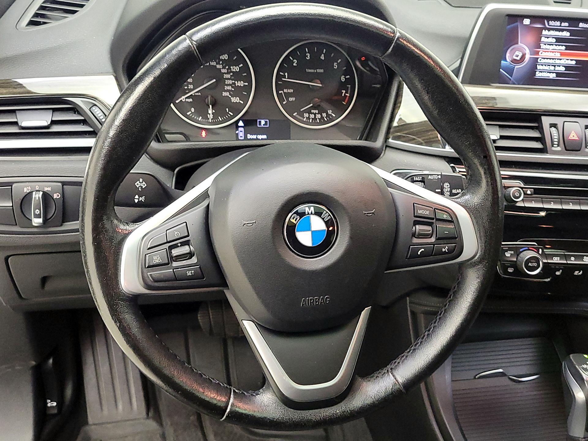 Thumbnail: 2017 BMW X1 - 10