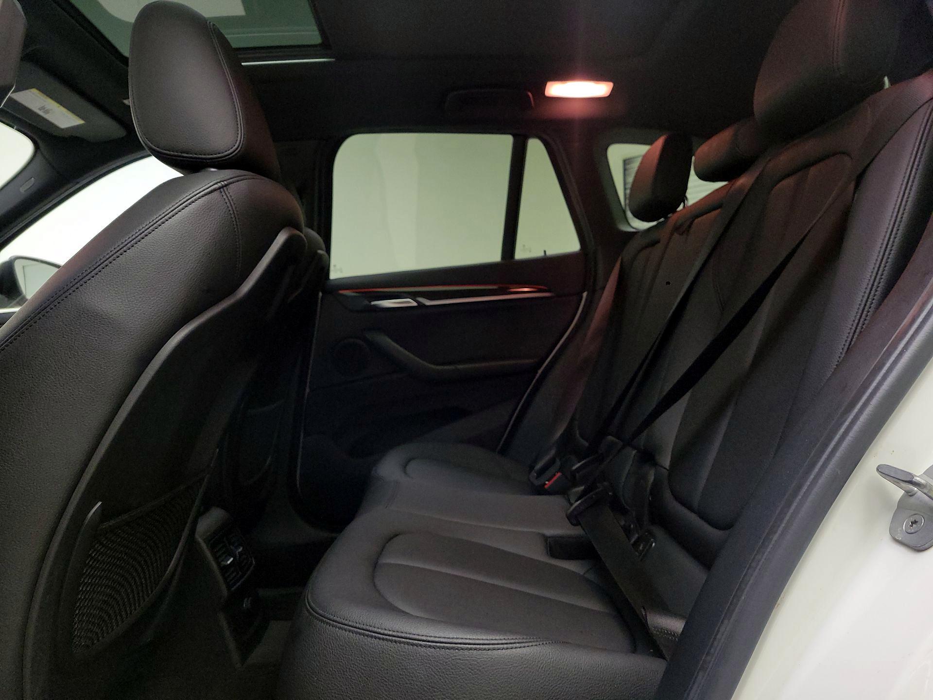 Thumbnail: 2017 BMW X1 - 20