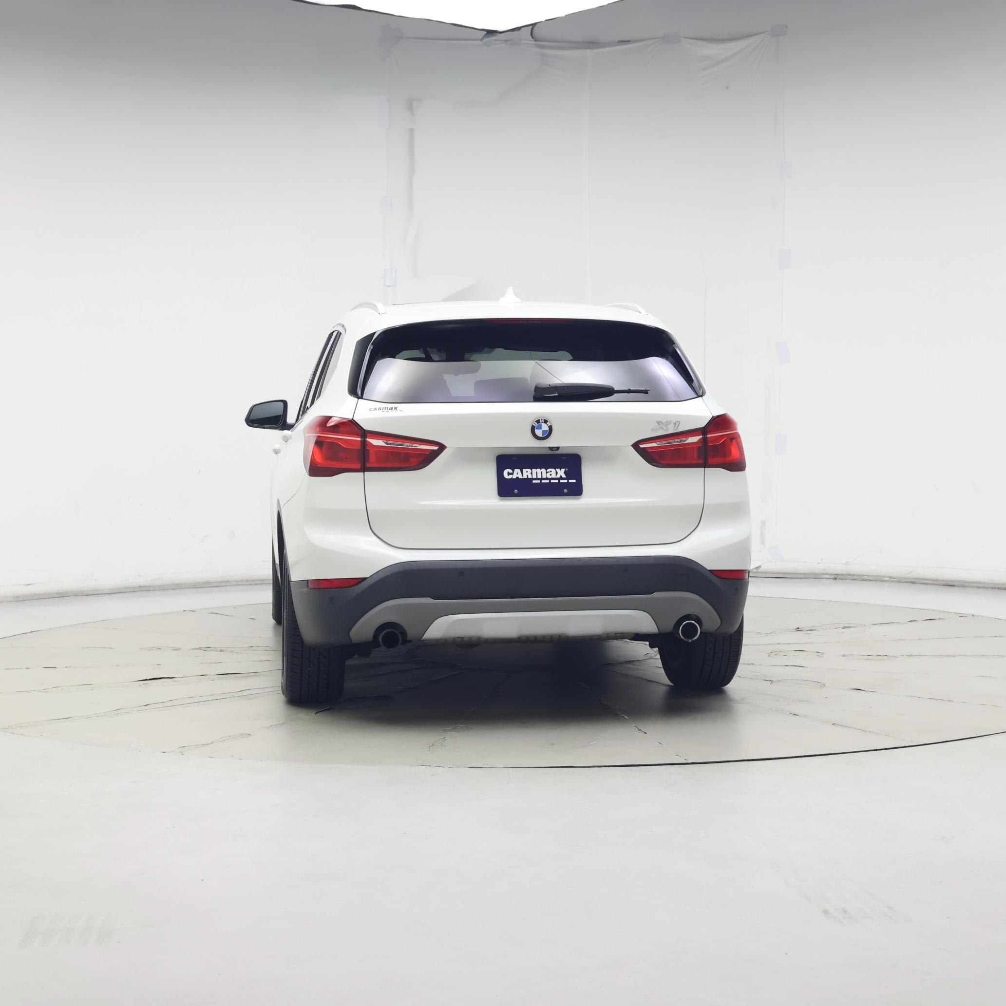 Thumbnail: 2017 BMW X1 - 6