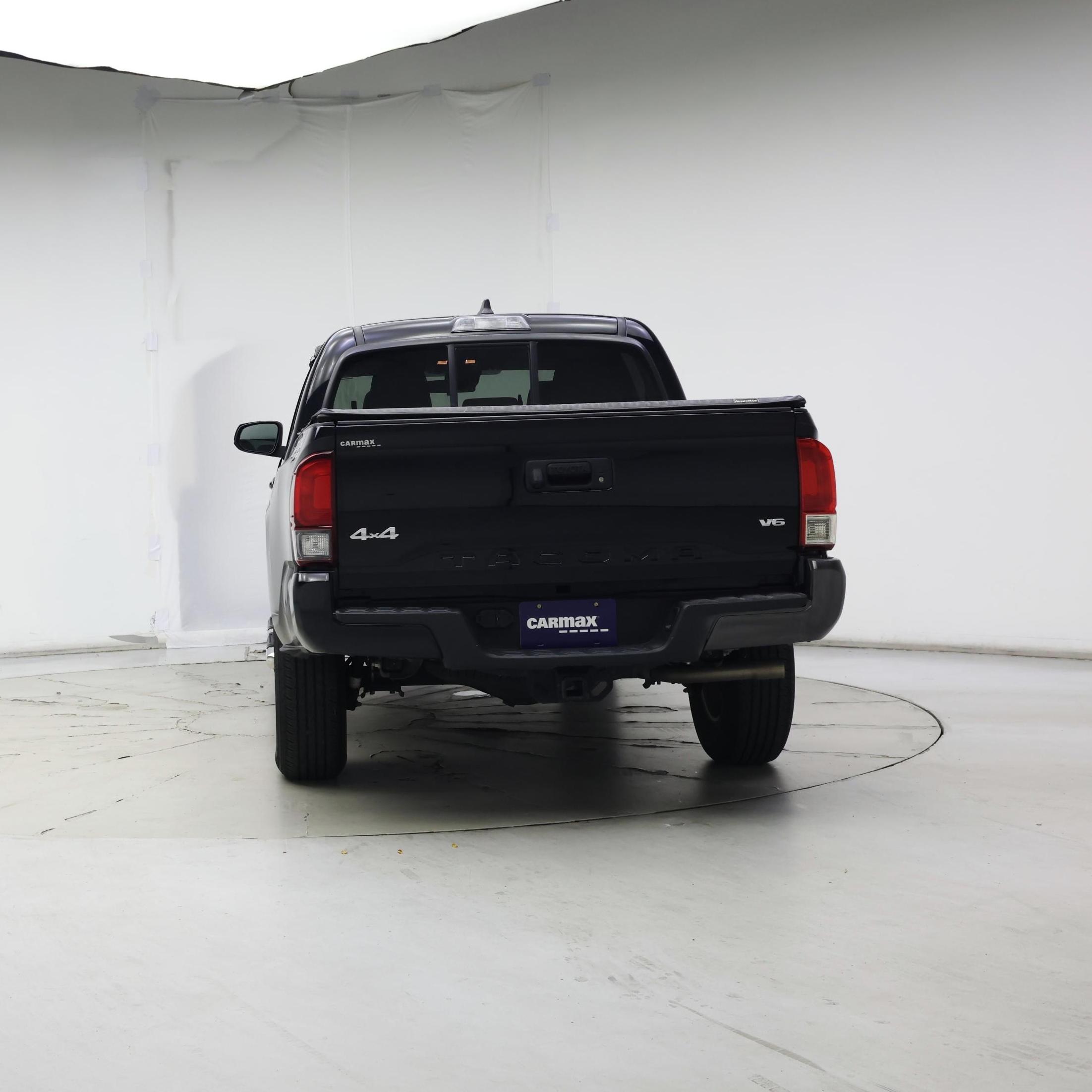 Thumbnail: 2020 Toyota Tacoma - 6