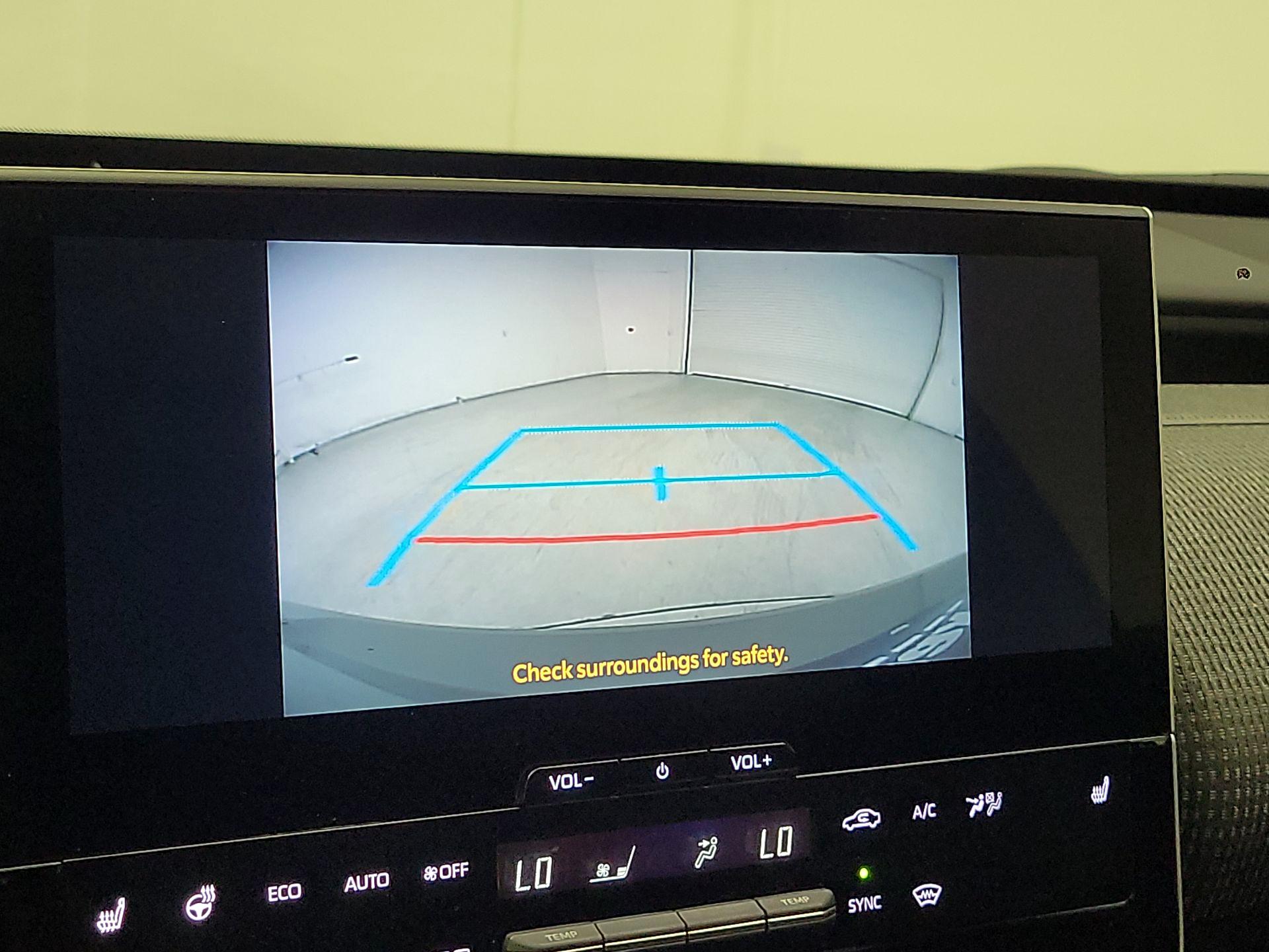 Thumbnail: 2023 Toyota bZ4X - 15