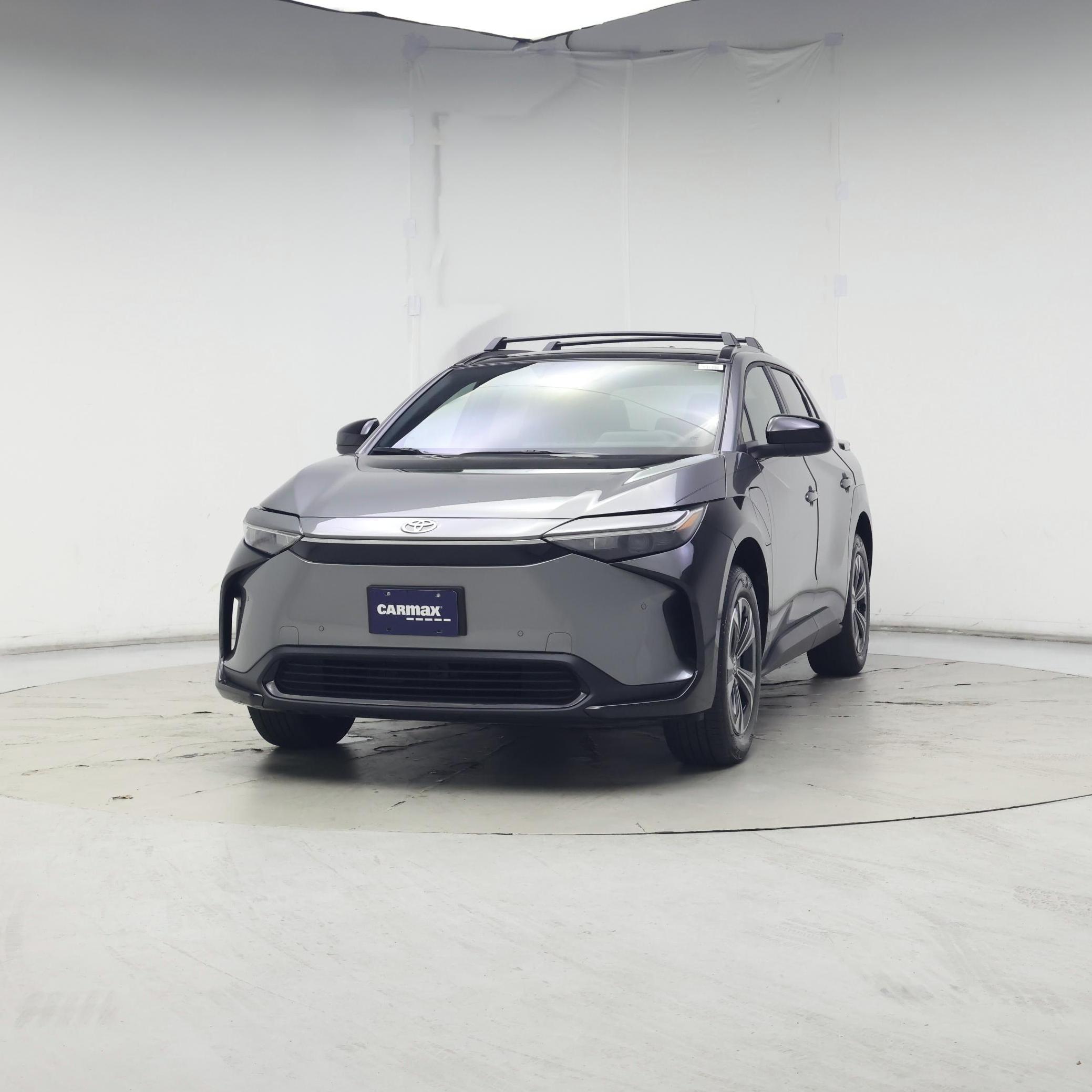 Thumbnail: 2023 Toyota bZ4X - 4