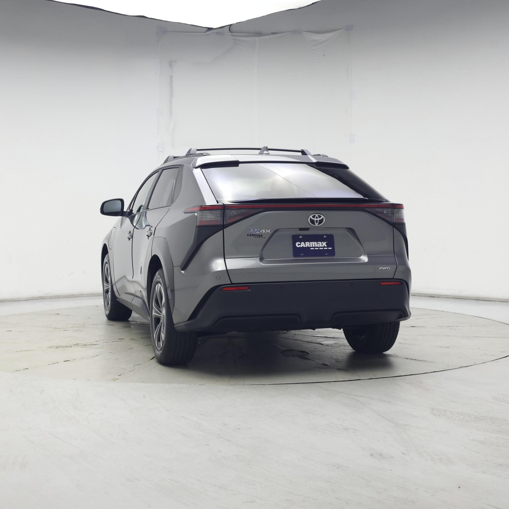 Thumbnail: 2023 Toyota bZ4X - 6