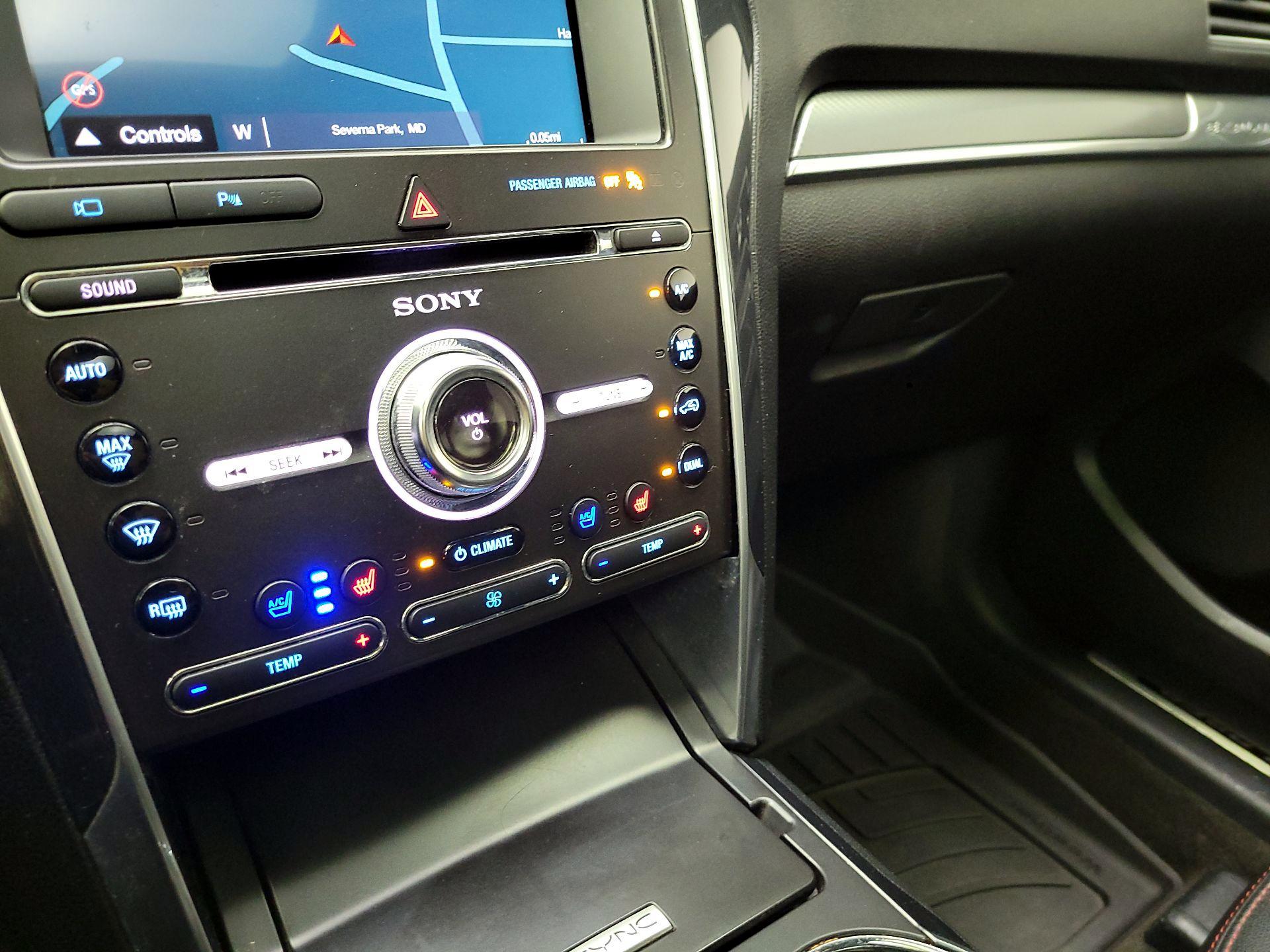 Thumbnail: 2017 Ford Explorer - 17