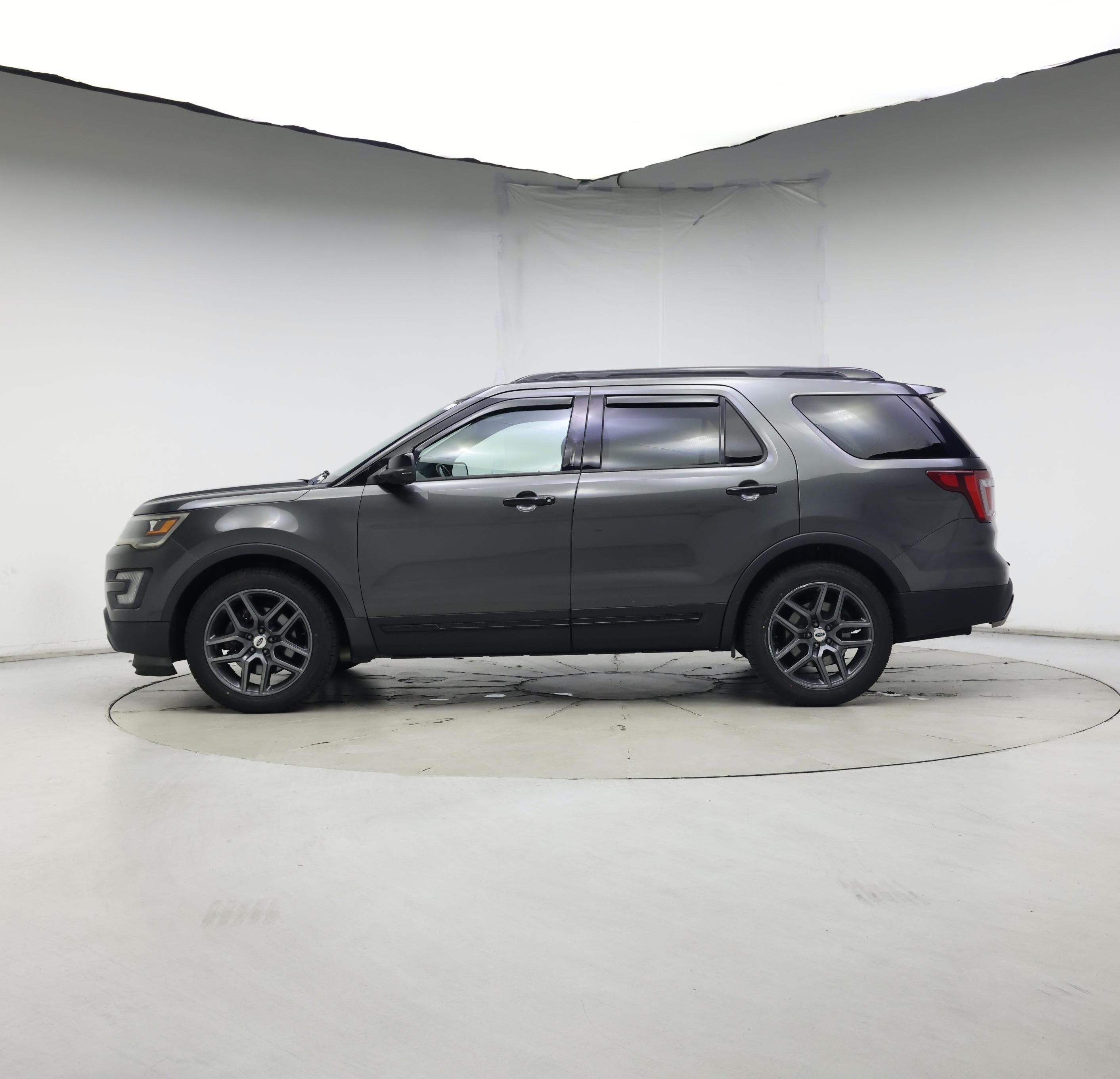 Thumbnail: 2017 Ford Explorer - 3