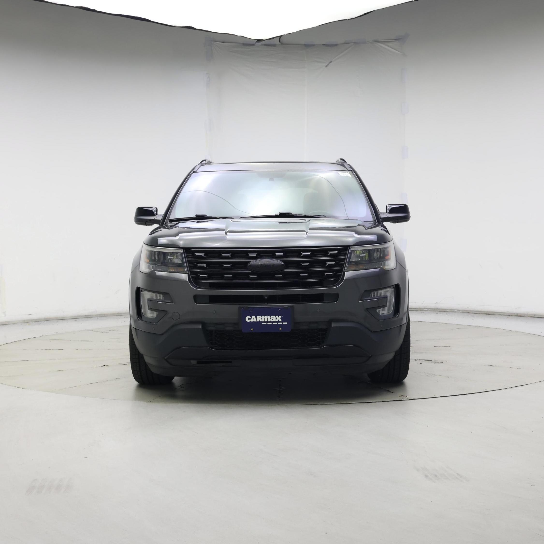 Thumbnail: 2017 Ford Explorer - 5