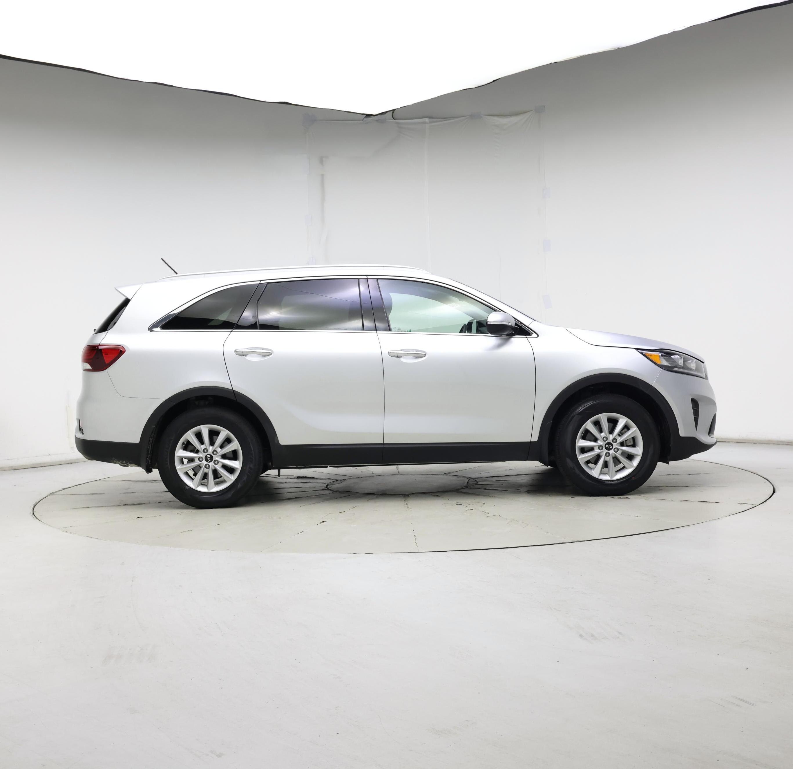 Thumbnail: 2020 Kia Sorento - 7