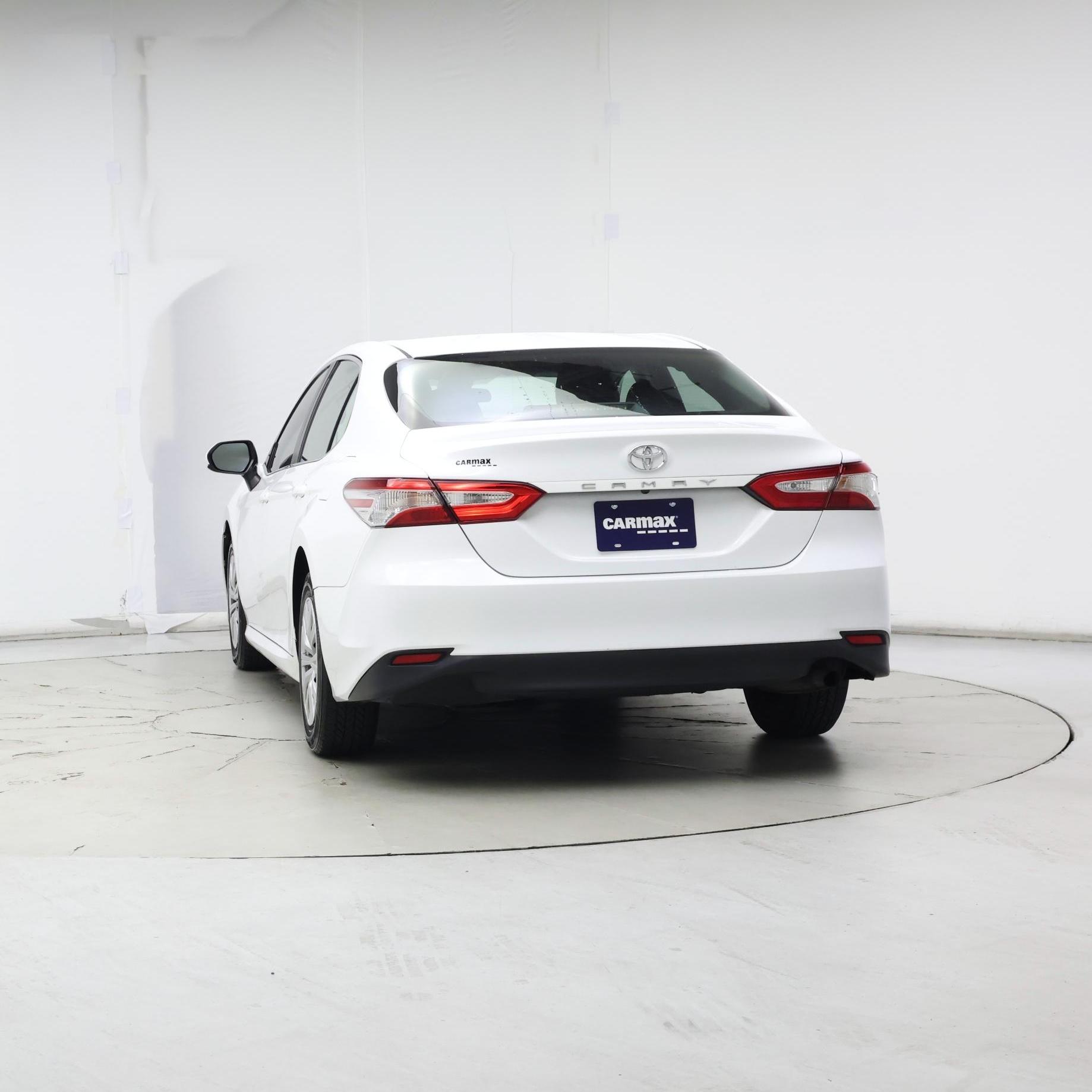 Thumbnail: 2018 Toyota Camry - 6