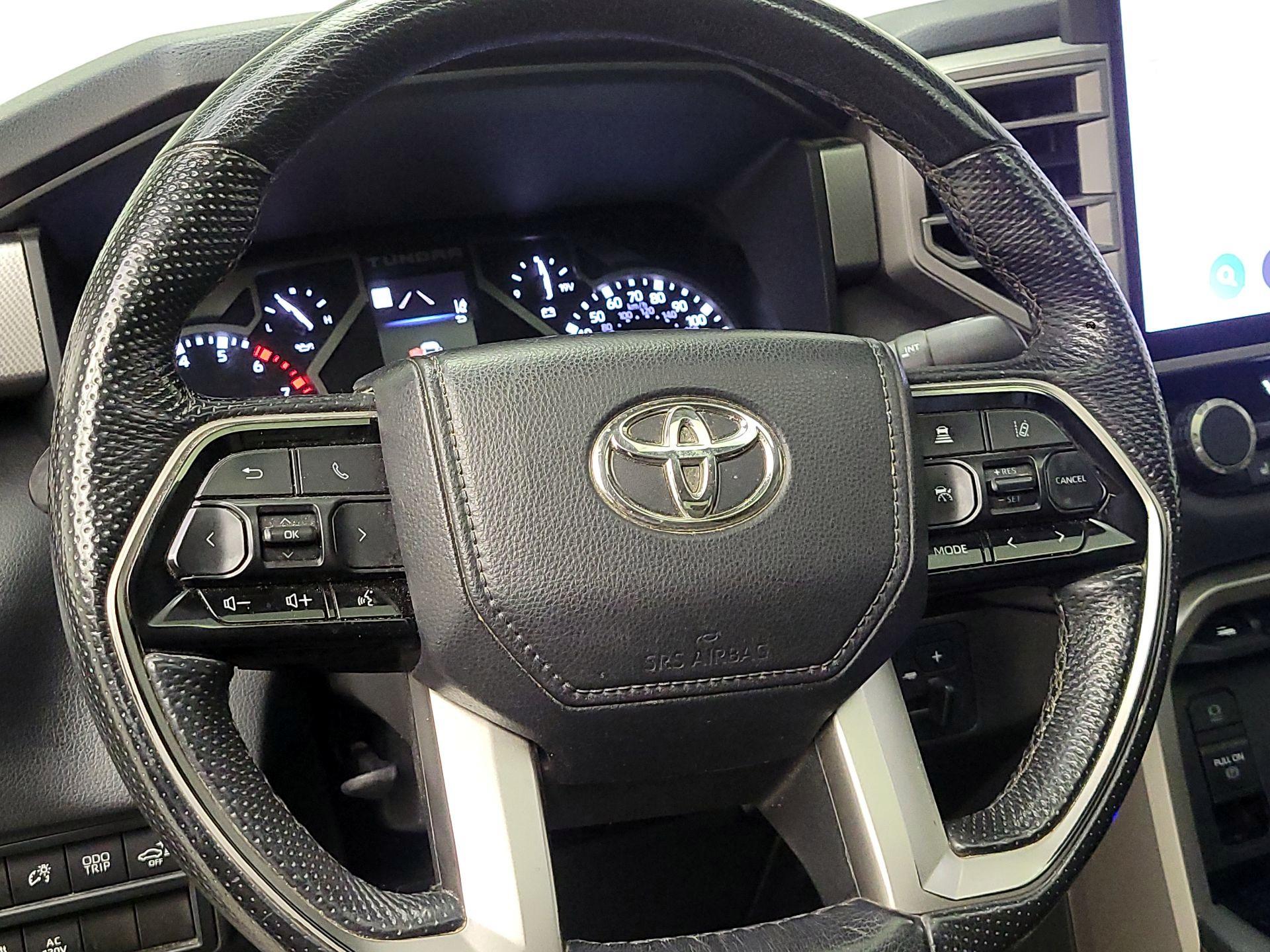 Thumbnail: 2022 Toyota Tundra - 10