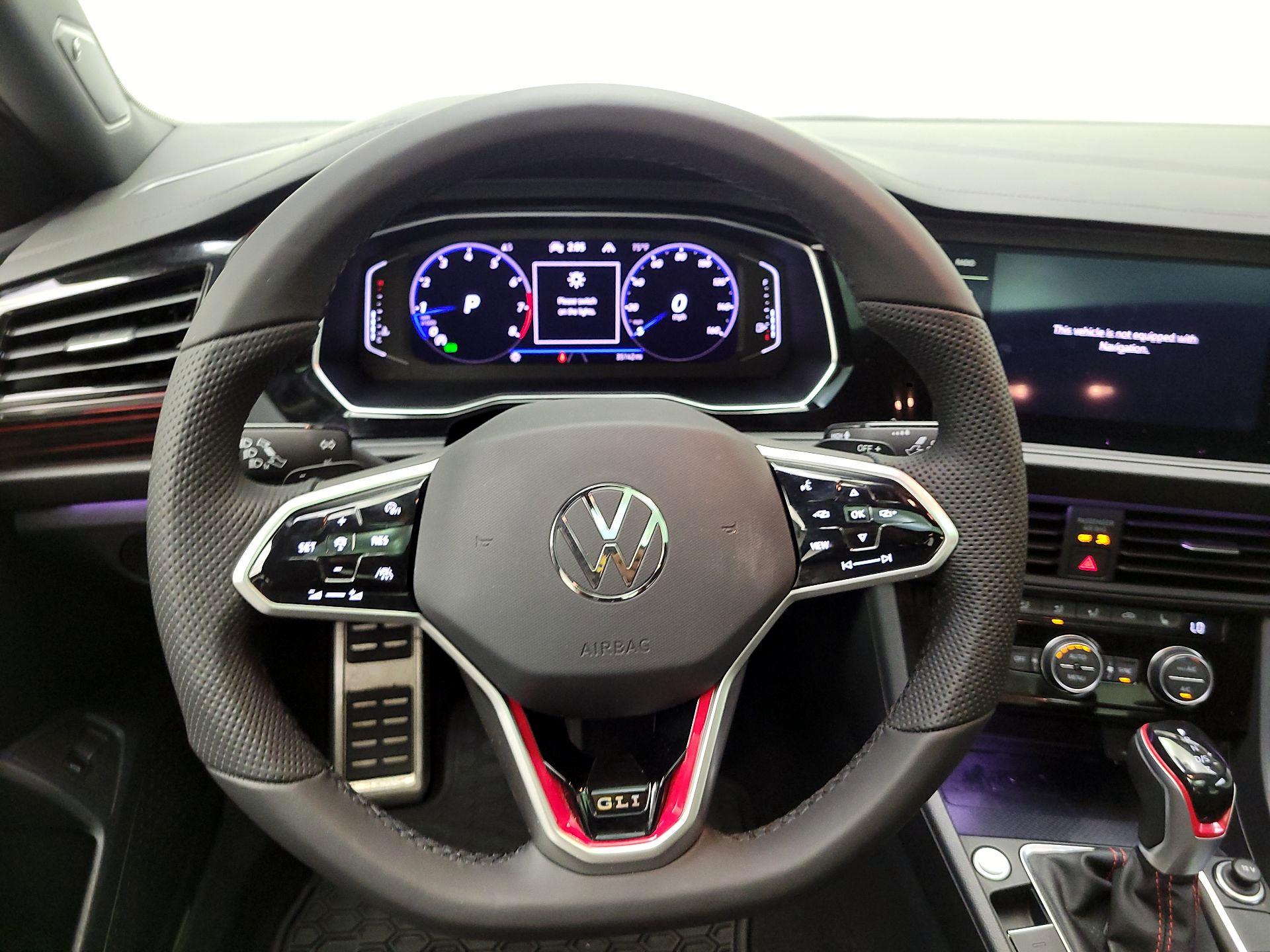 Thumbnail: 2022 Volkswagen Jetta - 10