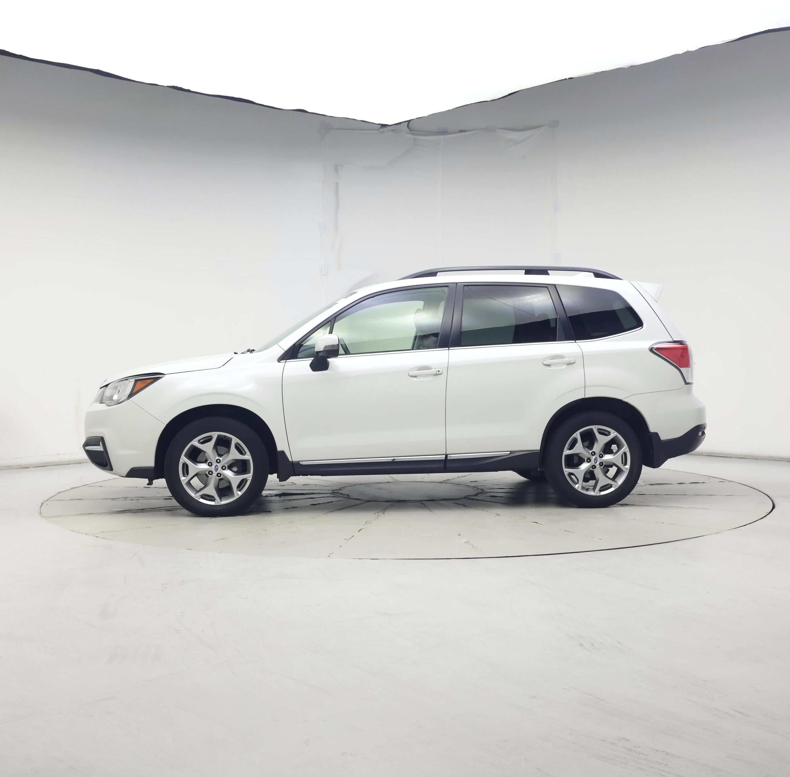 Thumbnail: 2018 Subaru Forester - 3