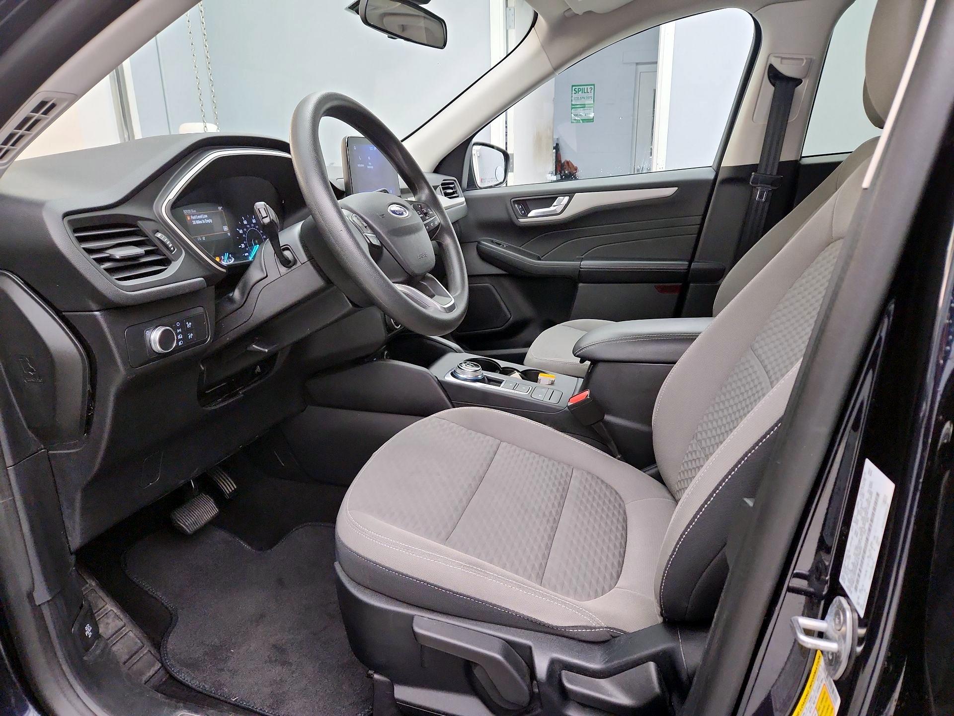 Thumbnail: 2021 Ford Escape - 11