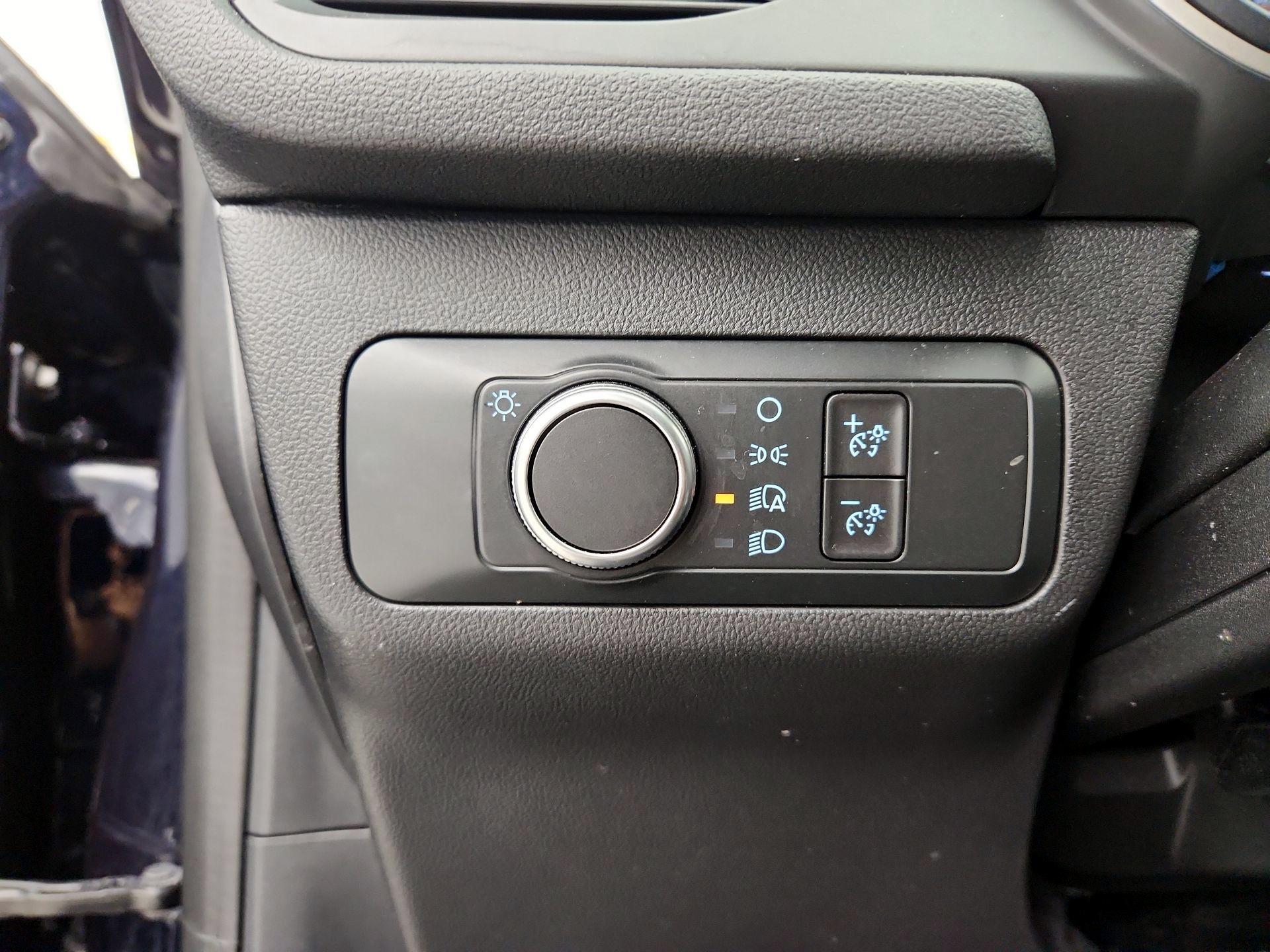 Thumbnail: 2021 Ford Escape - 13