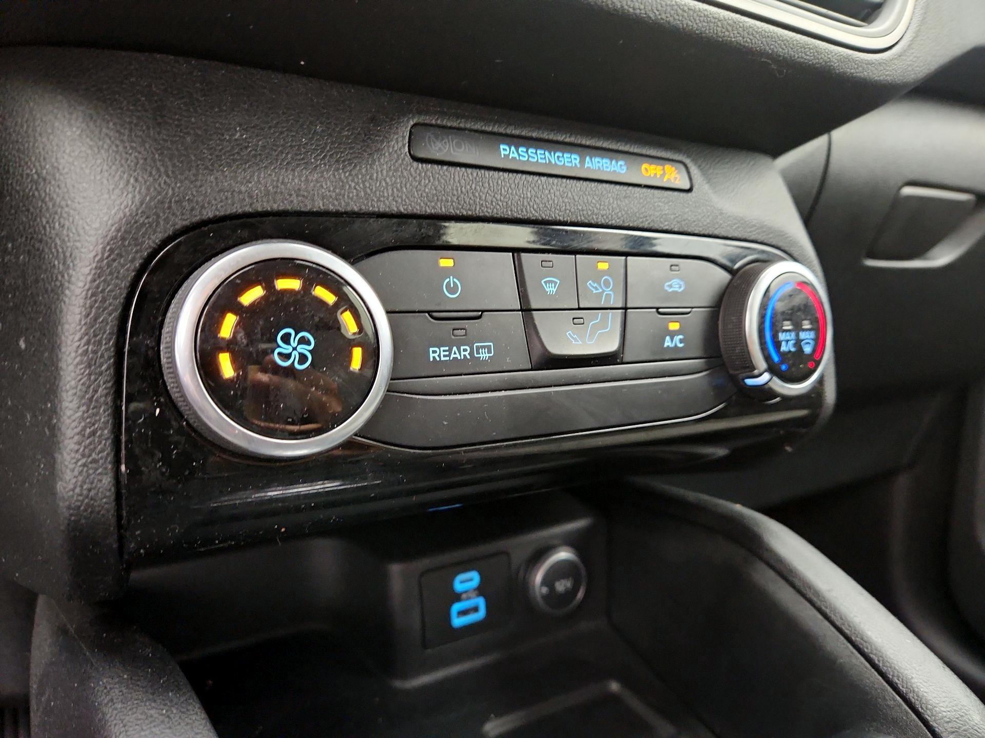Thumbnail: 2021 Ford Escape - 16