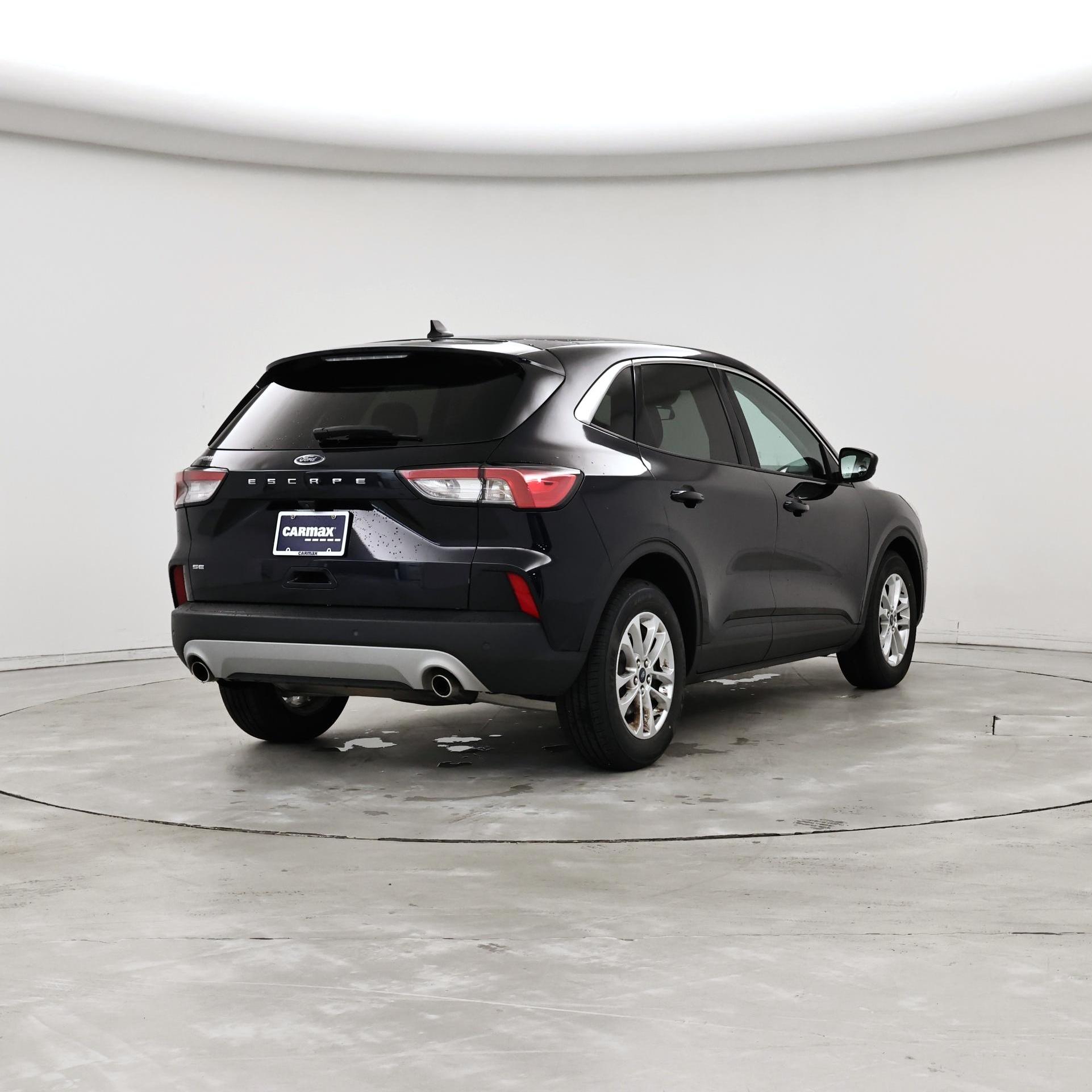 Thumbnail: 2021 Ford Escape - 8