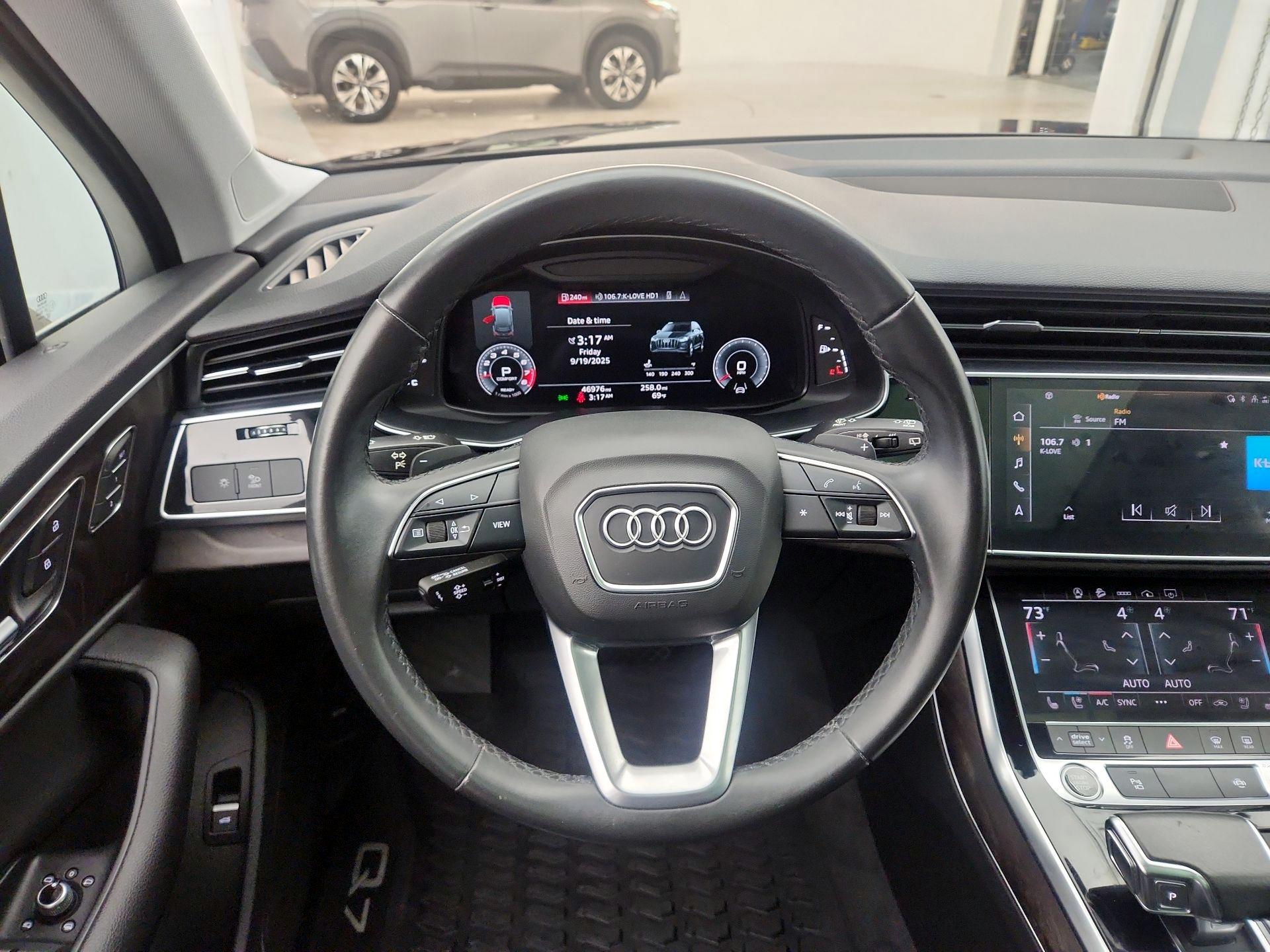 Thumbnail: 2021 Audi Q7 - 10