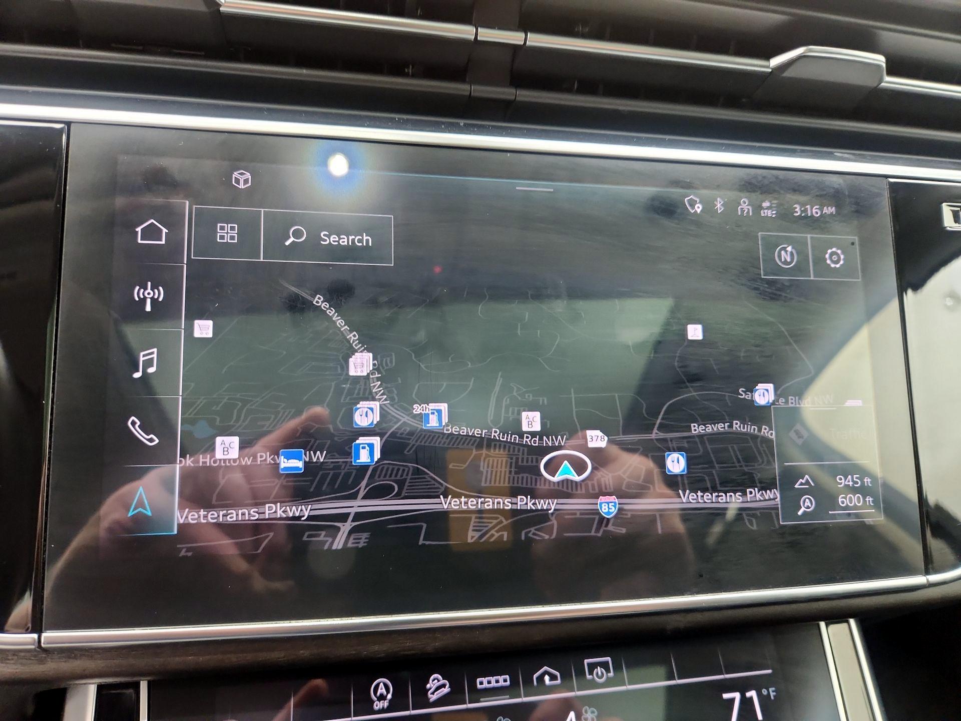 Thumbnail: 2021 Audi Q7 - 14