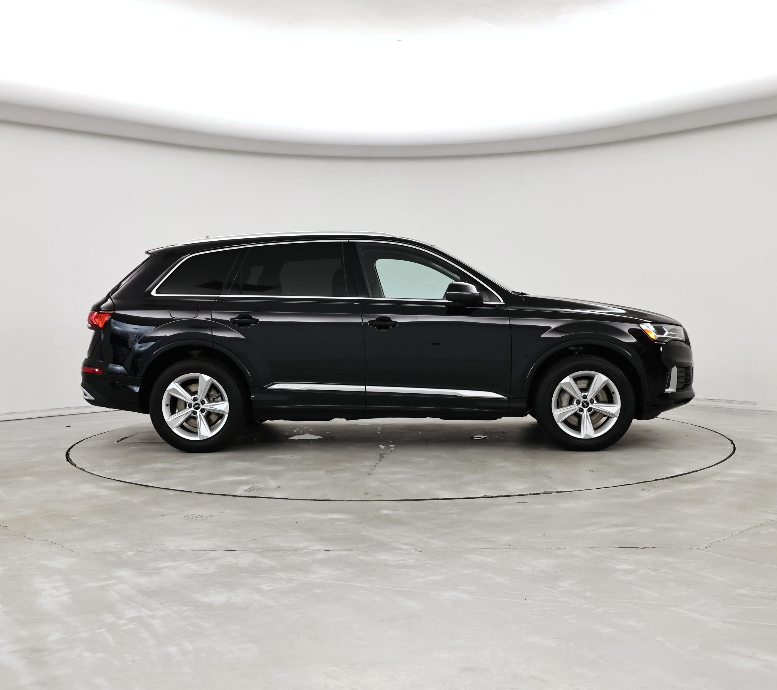 Thumbnail: 2021 Audi Q7 - 7