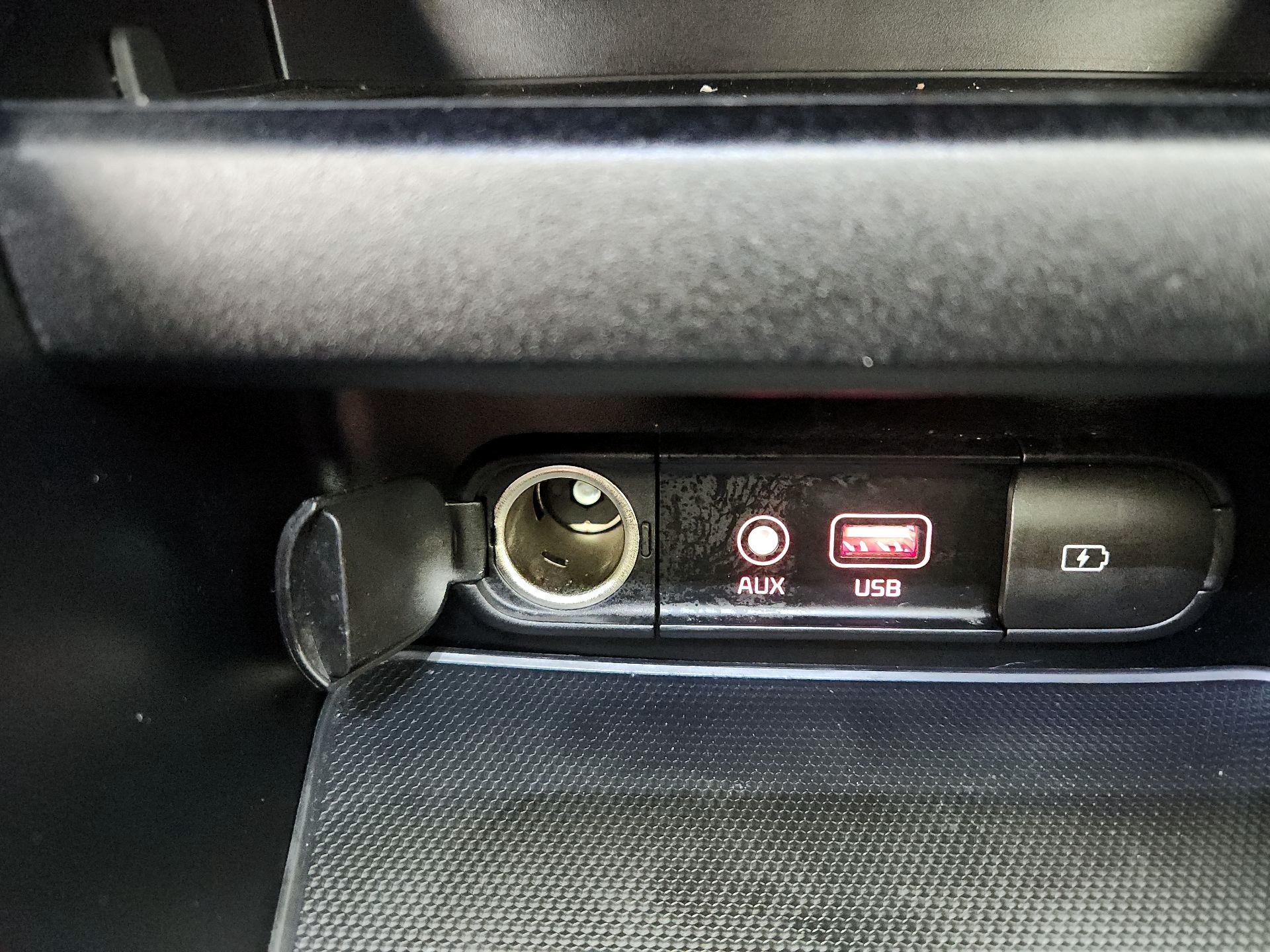 Thumbnail: 2021 Kia Forte - 18
