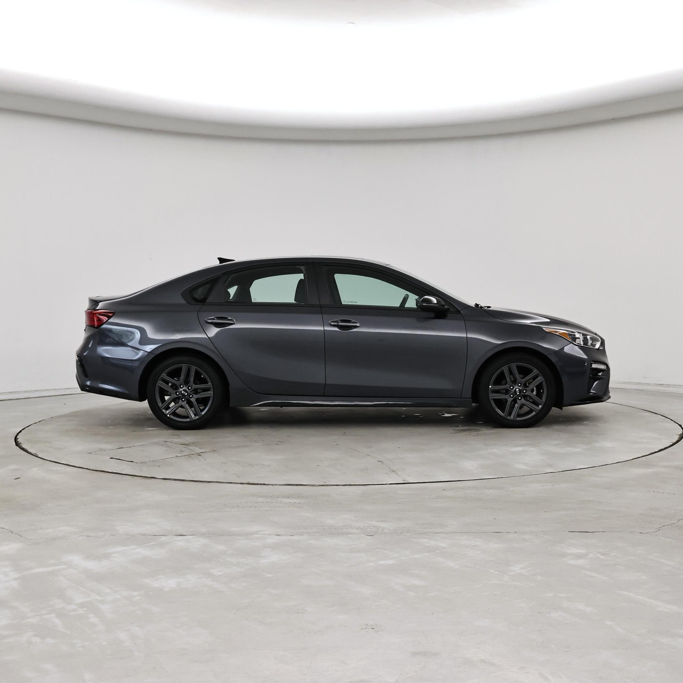 Thumbnail: 2021 Kia Forte - 7