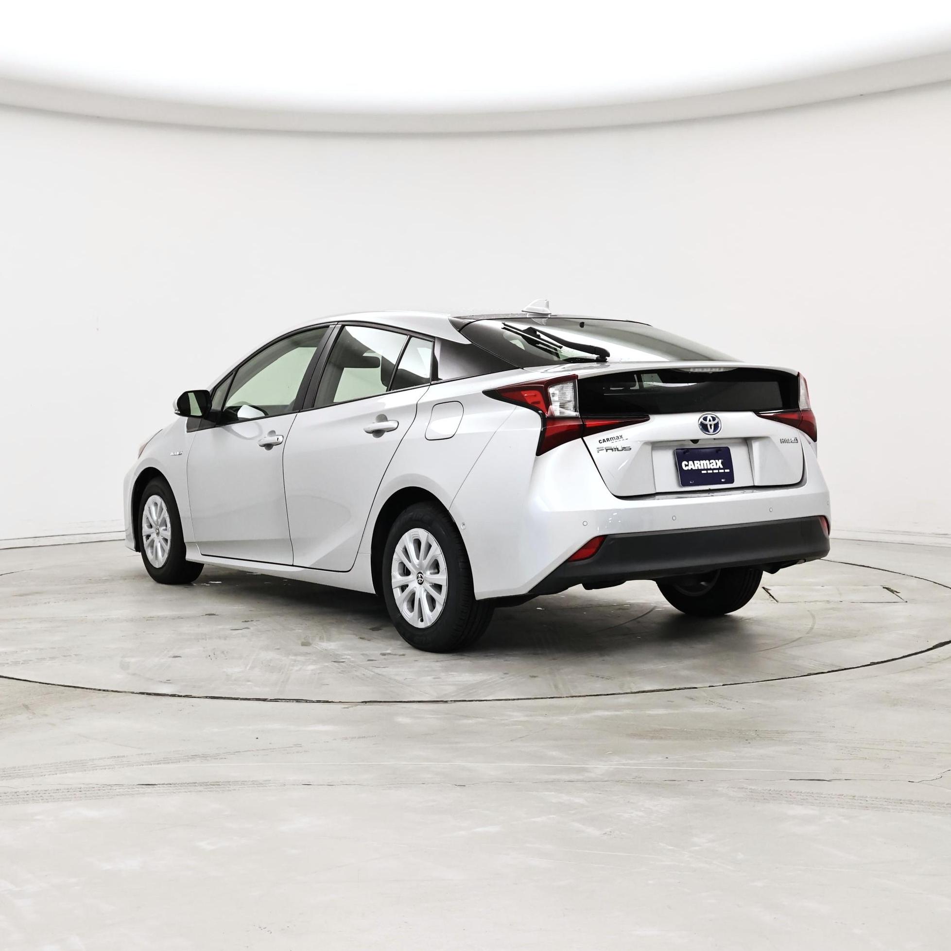 Thumbnail: 2021 Toyota Prius - 2