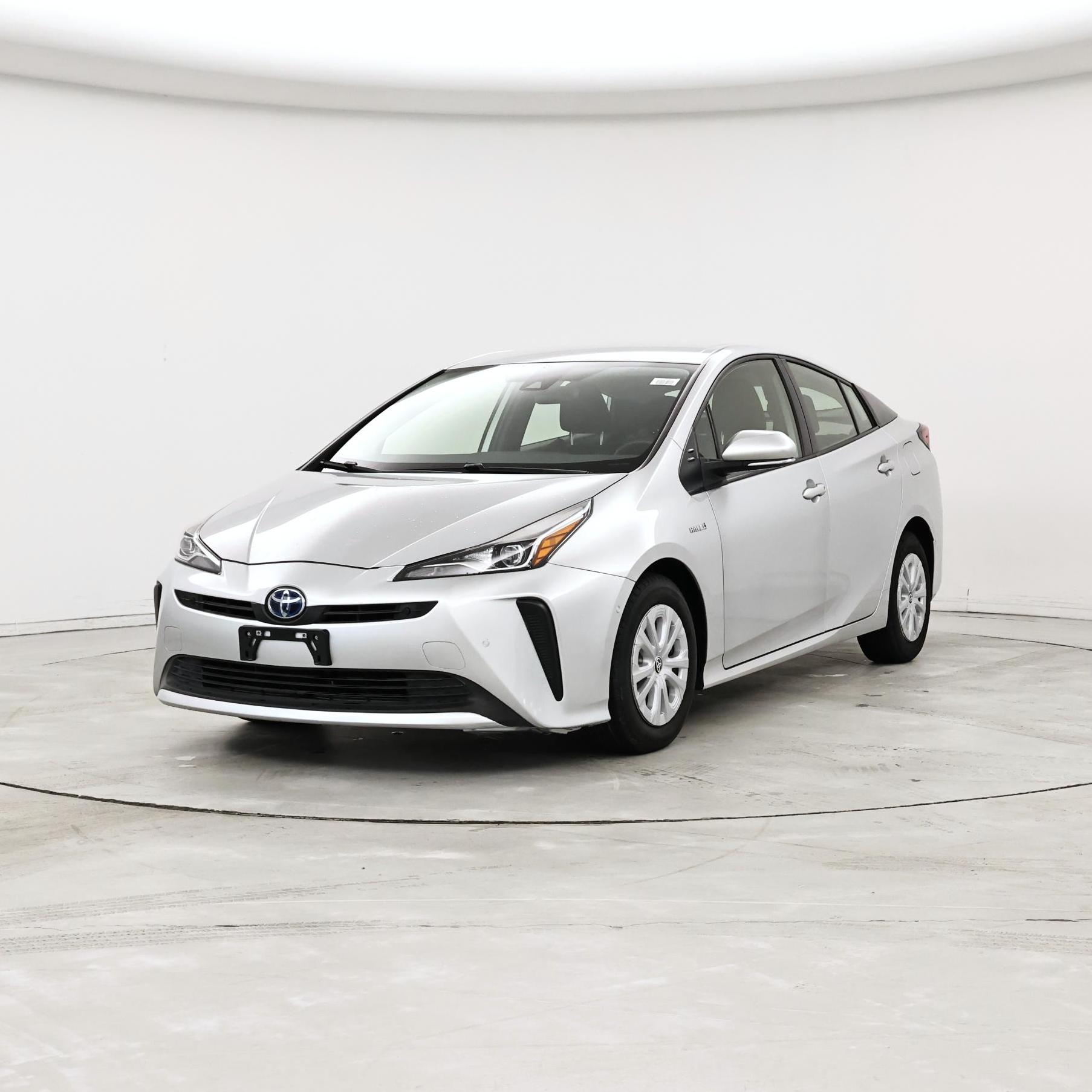 Thumbnail: 2021 Toyota Prius - 4