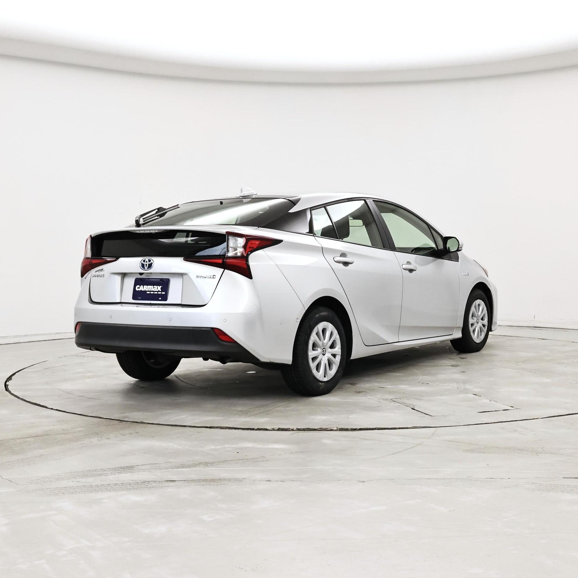 Thumbnail: 2021 Toyota Prius - 8