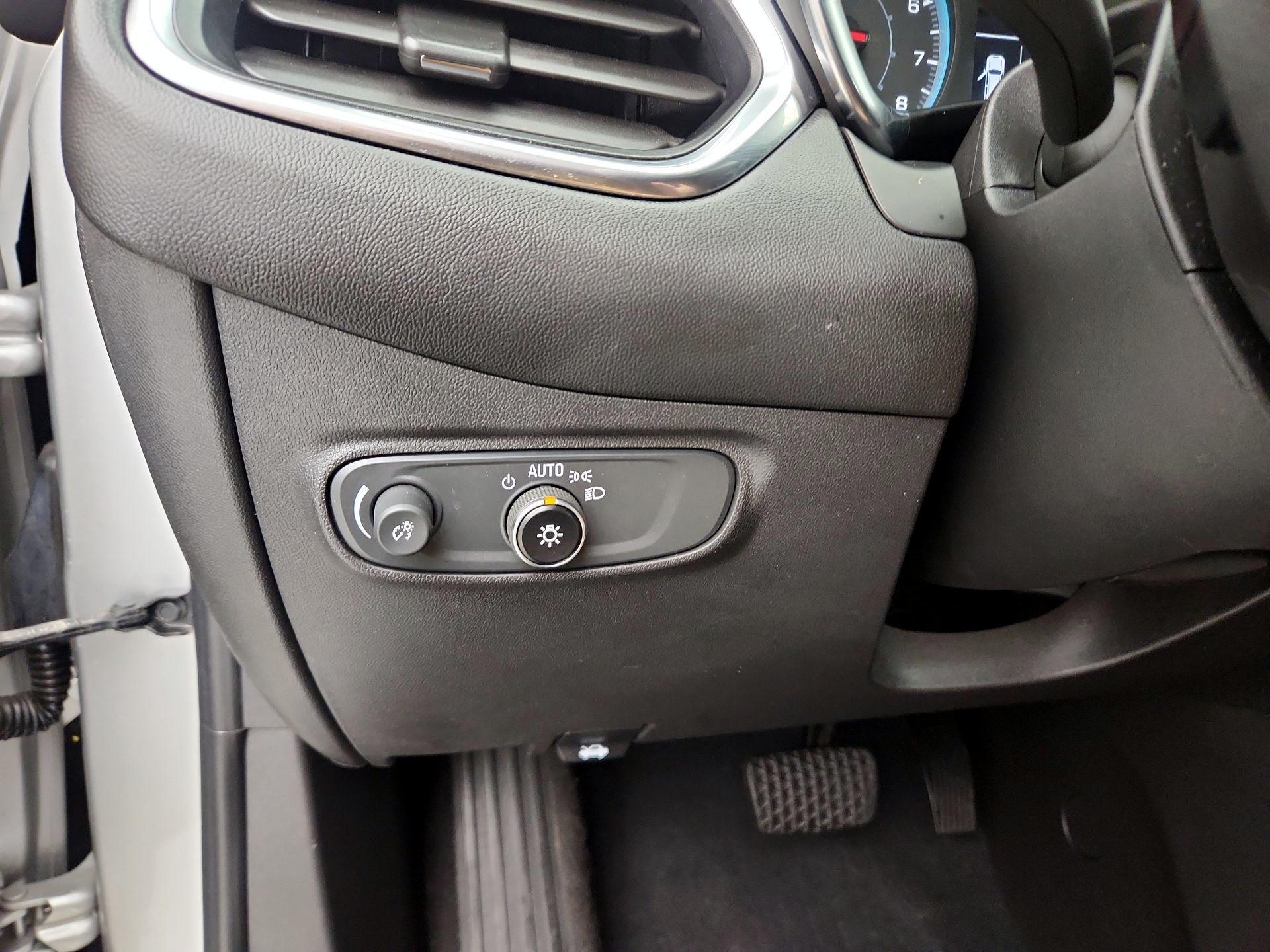 Thumbnail: 2021 Chevrolet Equinox - 13