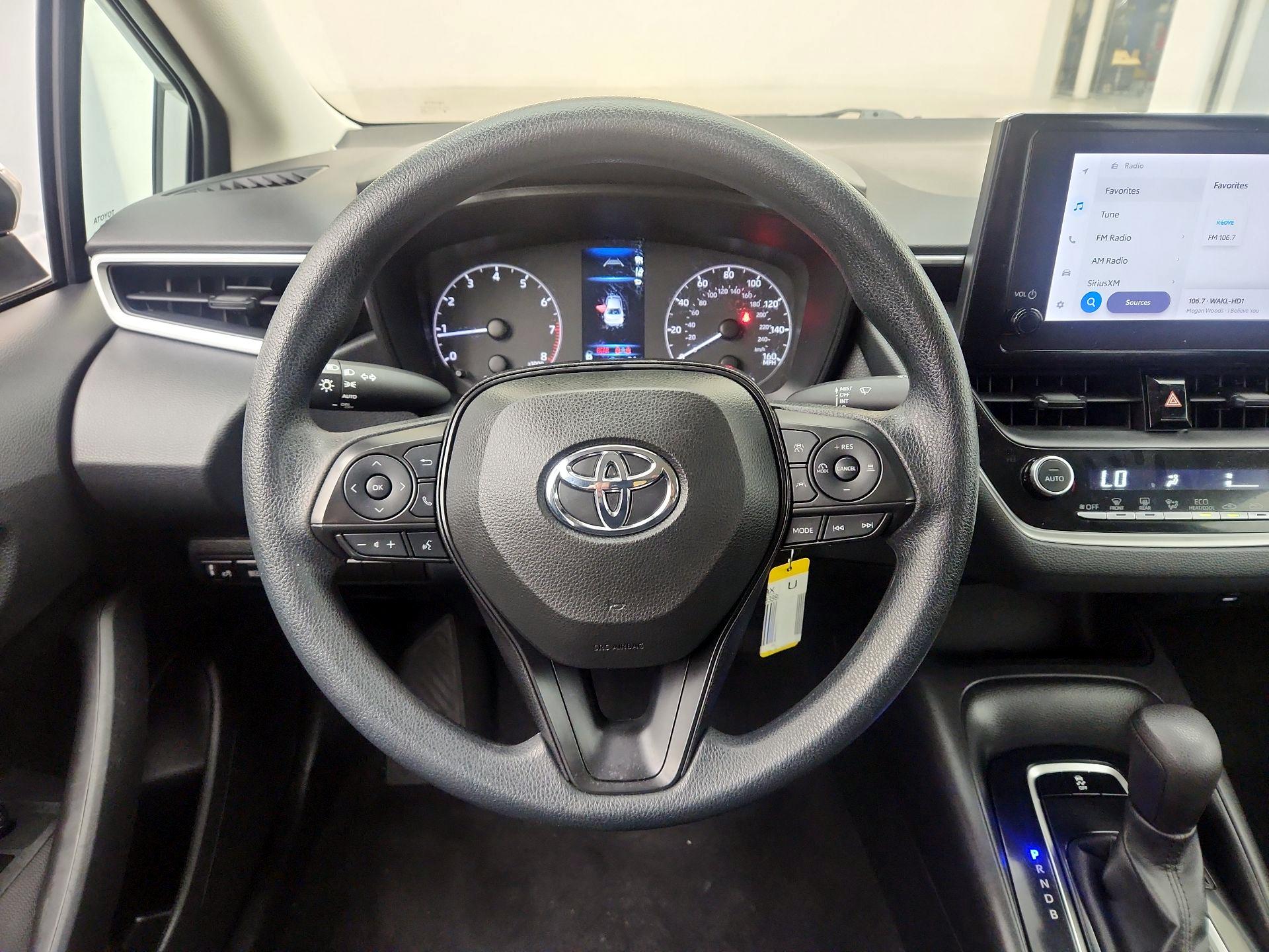 Thumbnail: 2023 Toyota Corolla - 10