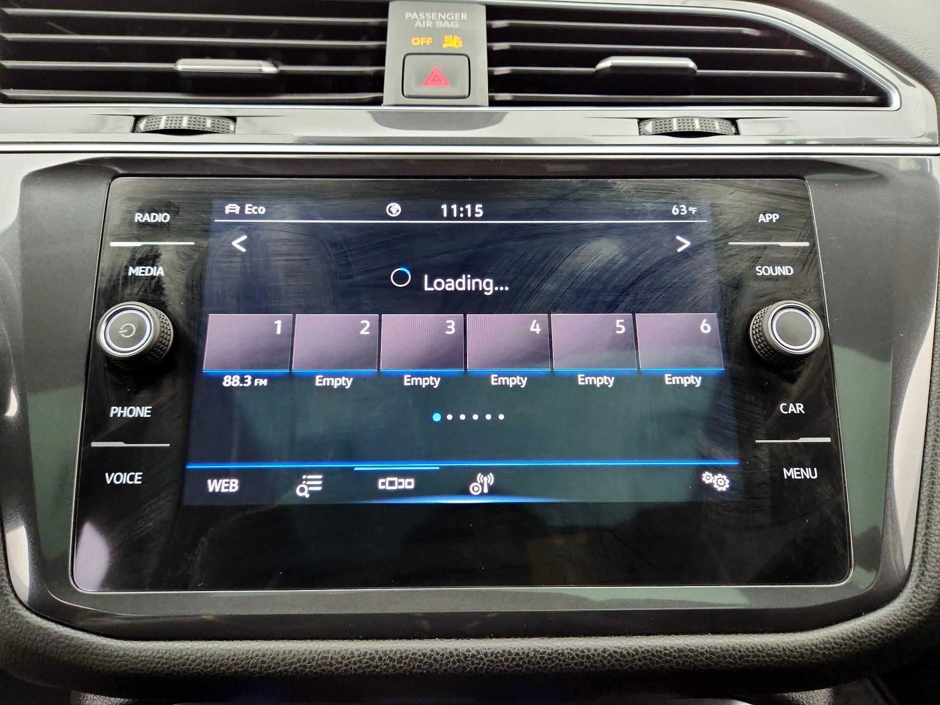 Thumbnail: 2022 Volkswagen Tiguan - 15