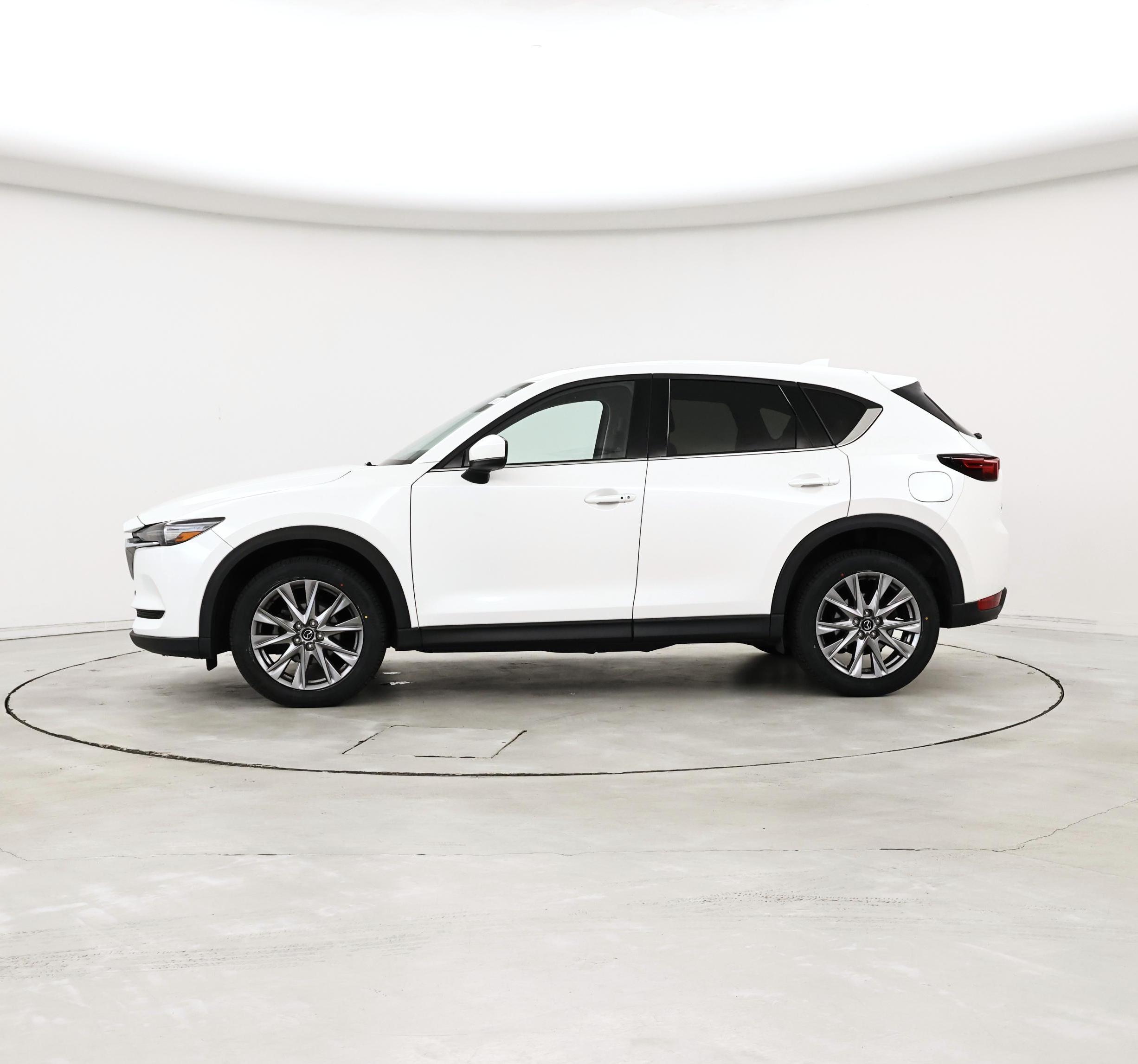 Thumbnail: 2021 Mazda CX-5 - 3