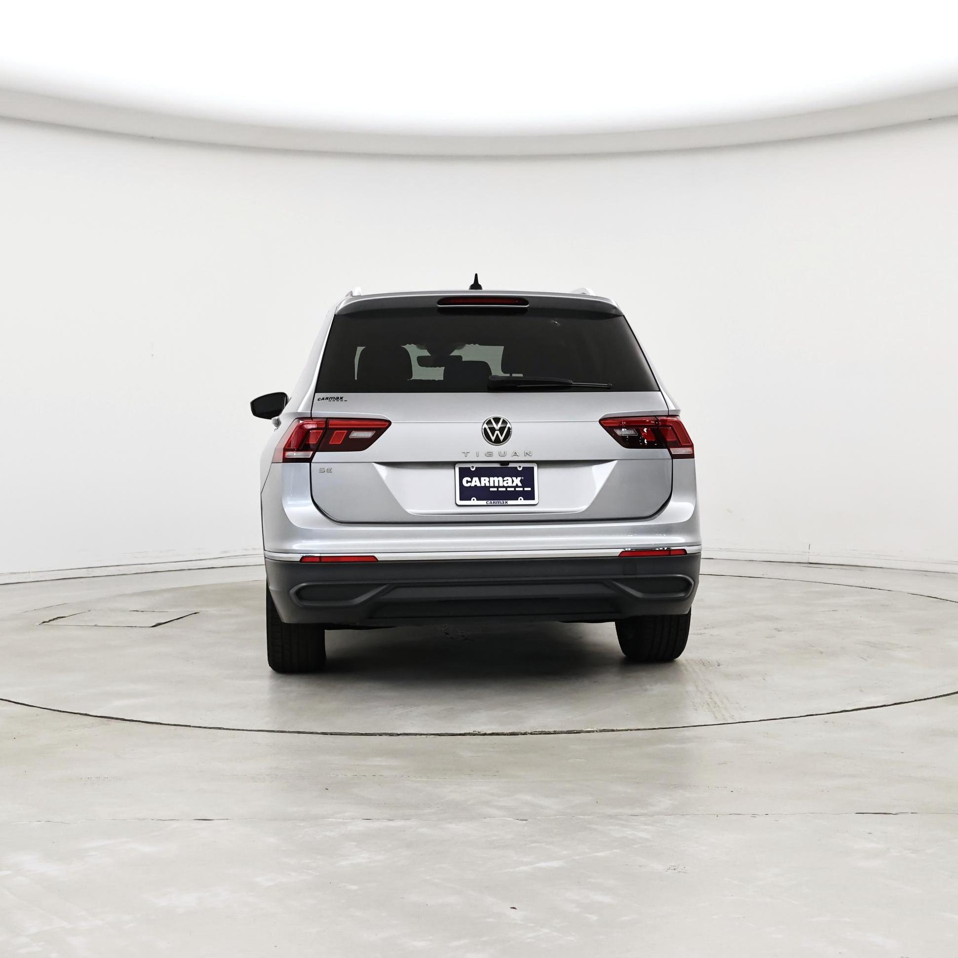 Thumbnail: 2022 Volkswagen Tiguan - 6