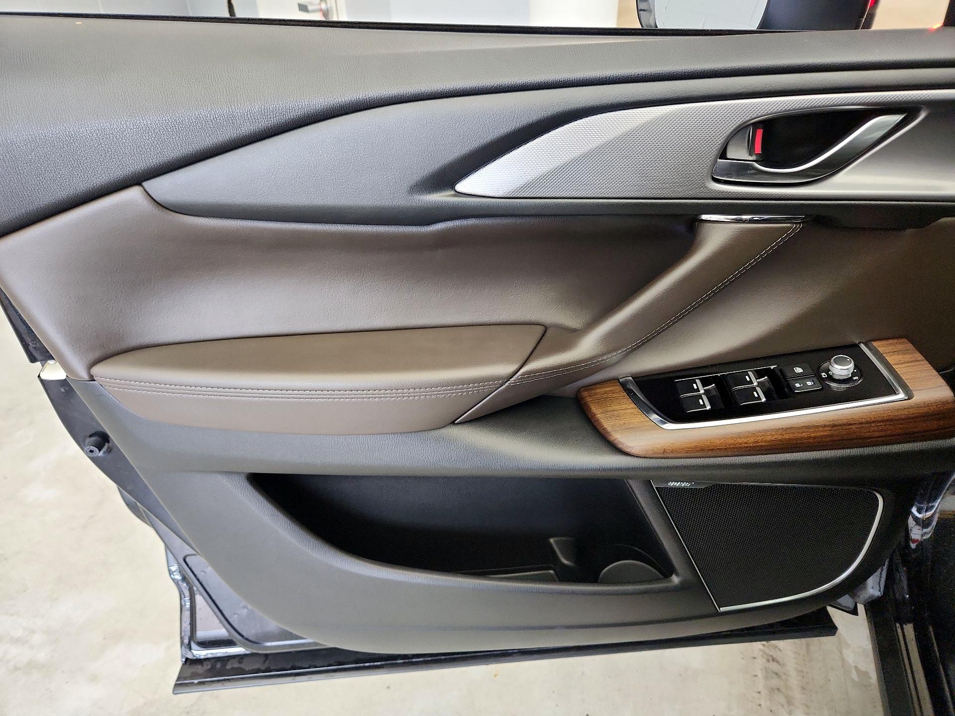 Thumbnail: 2022 Mazda CX-9 - 12