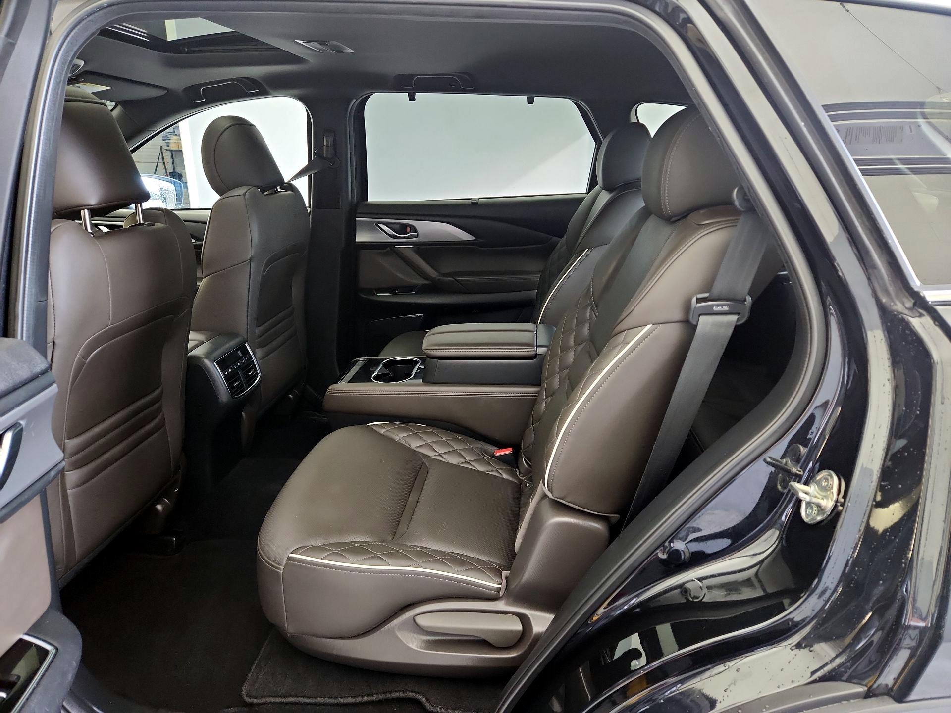 Thumbnail: 2022 Mazda CX-9 - 18