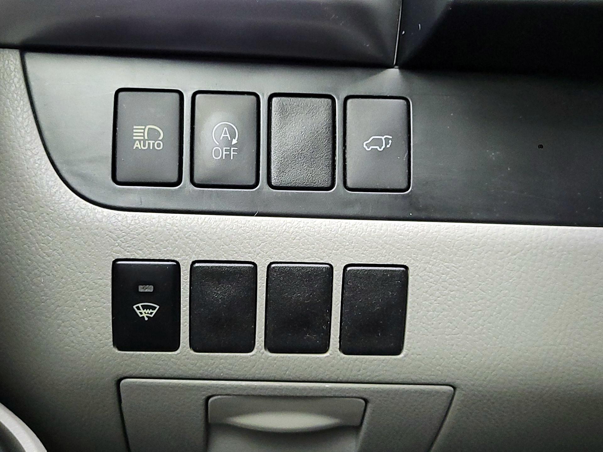 Thumbnail: 2019 Toyota Highlander - 13