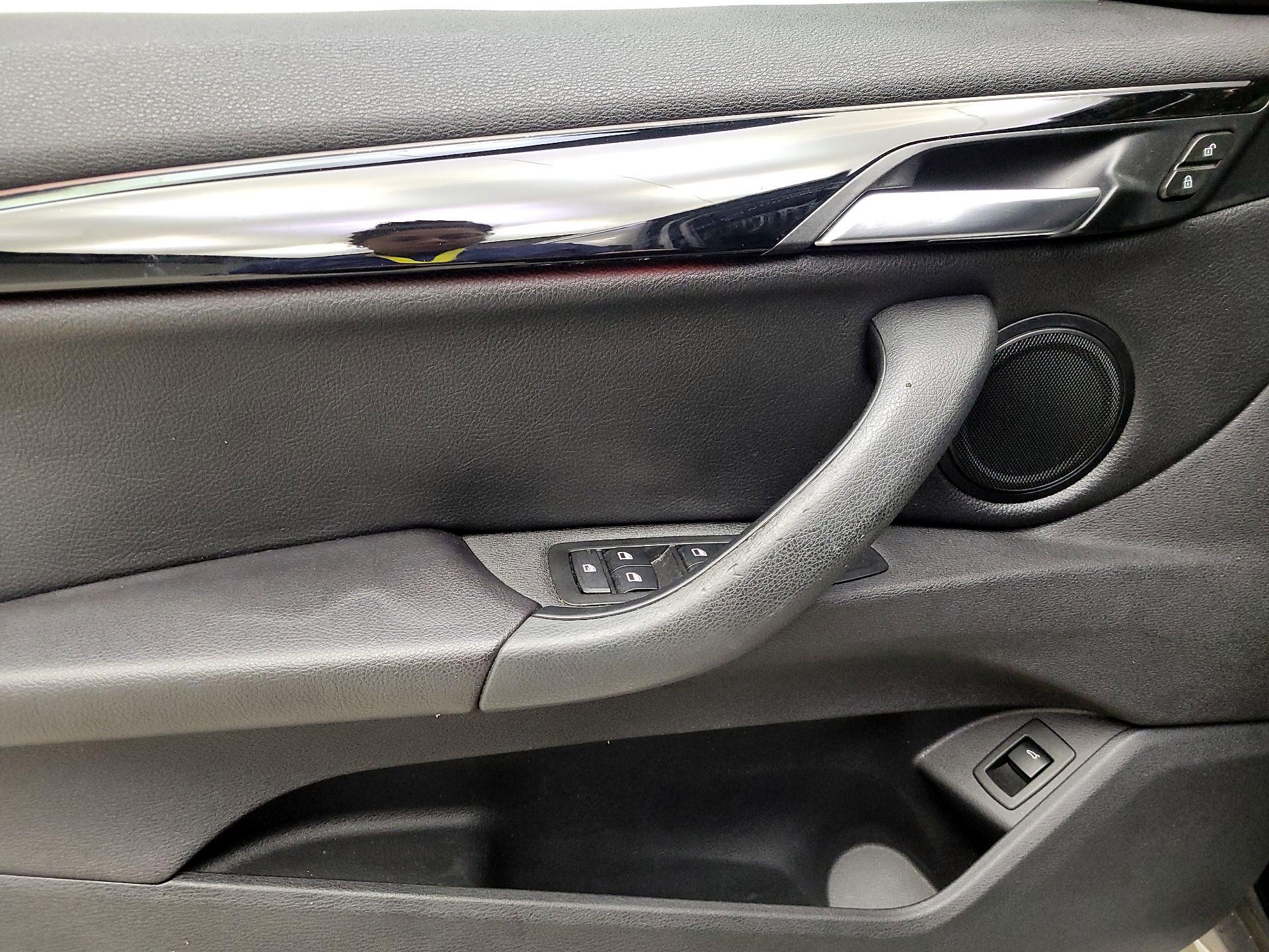 Thumbnail: 2016 BMW X1 - 12