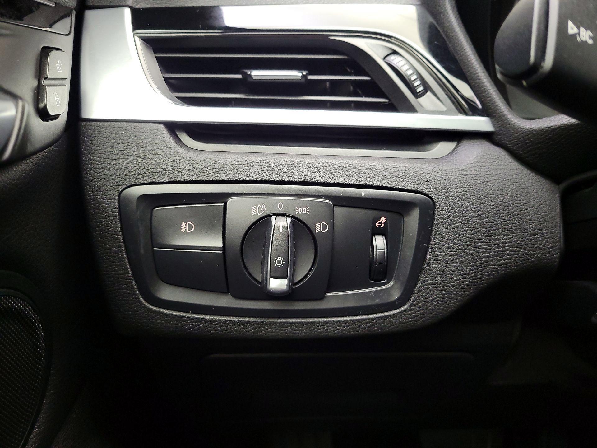 Thumbnail: 2016 BMW X1 - 13