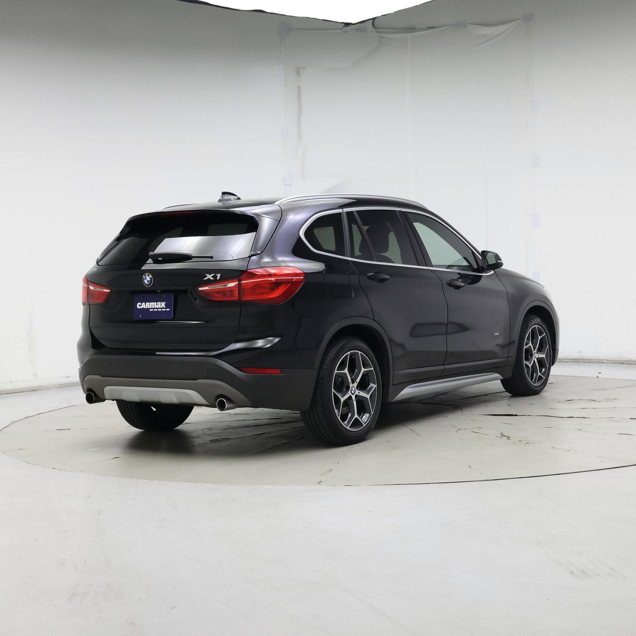 Thumbnail: 2016 BMW X1 - 8