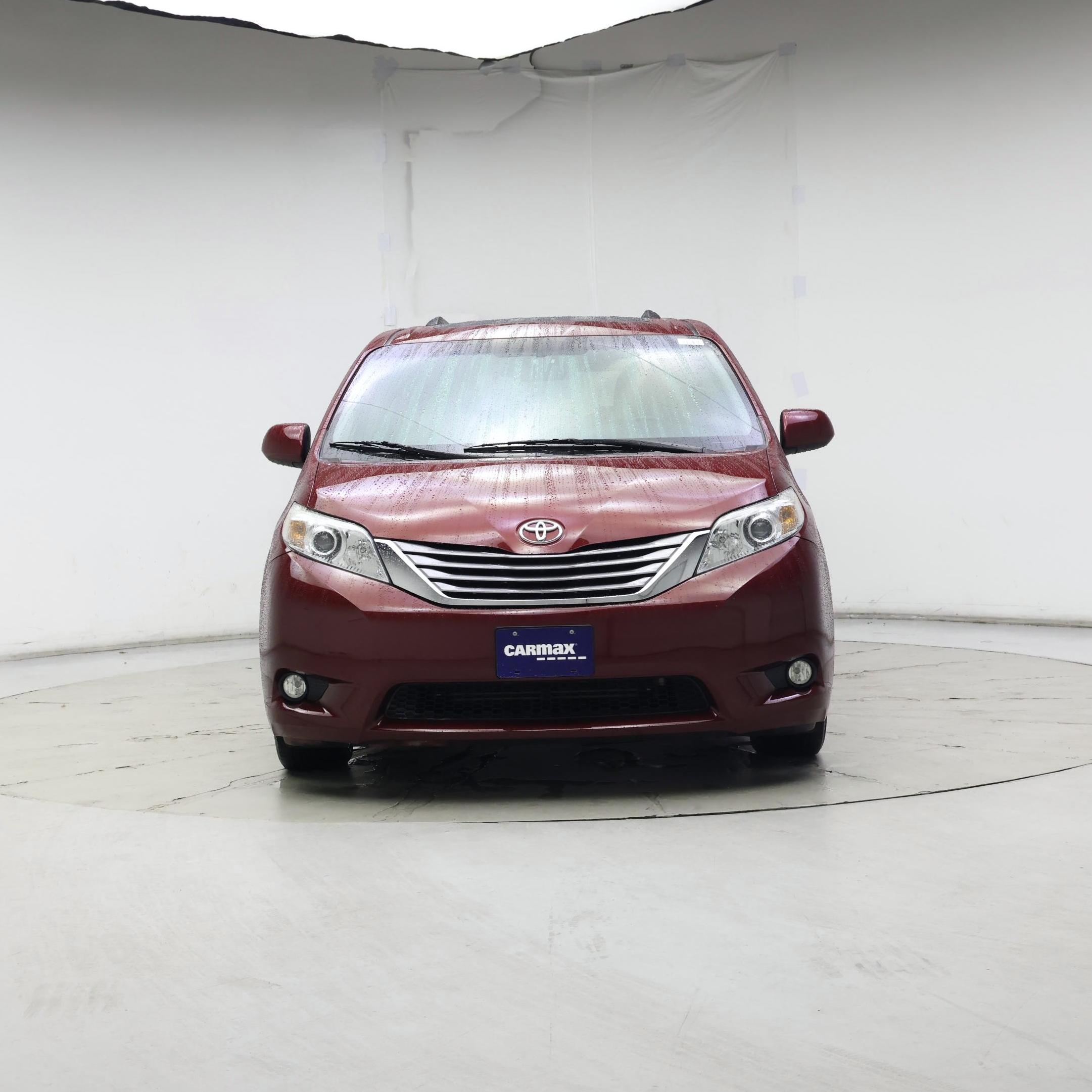 Thumbnail: 2017 Toyota Sienna - 5