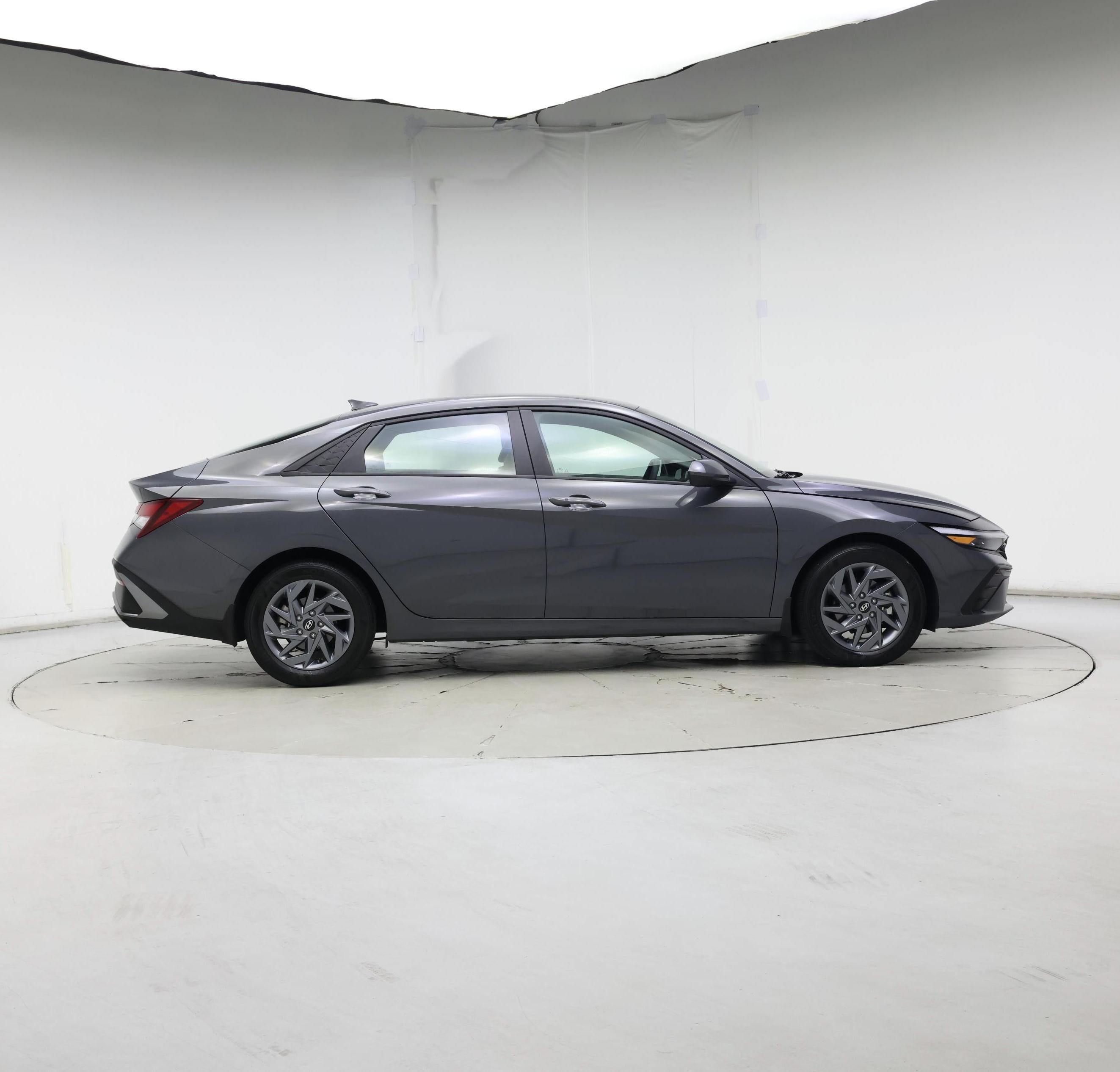 Thumbnail: 2024 Hyundai Elantra - 7