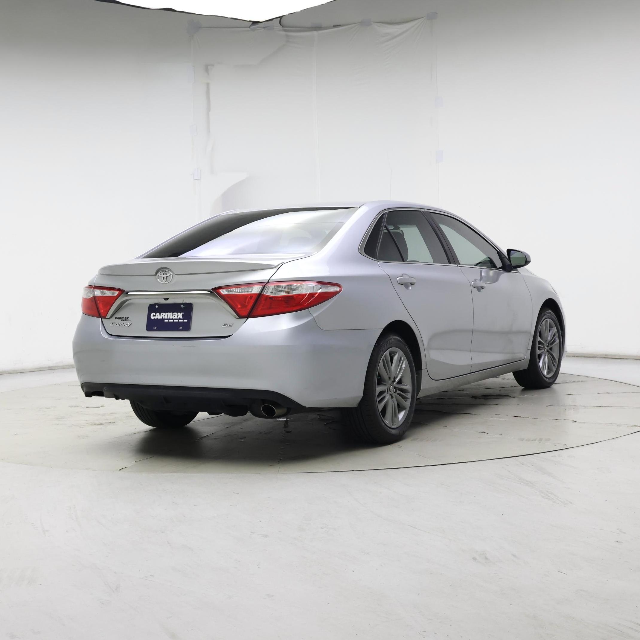 Thumbnail: 2016 Toyota Camry - 8