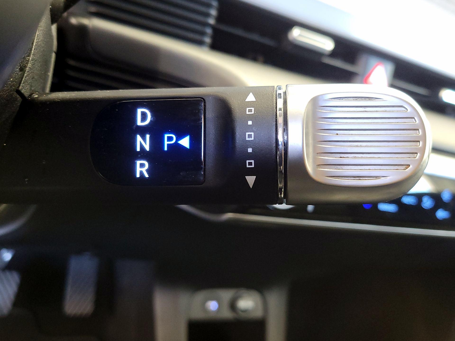 Thumbnail: 2023 Hyundai Ioniq 5 - 18