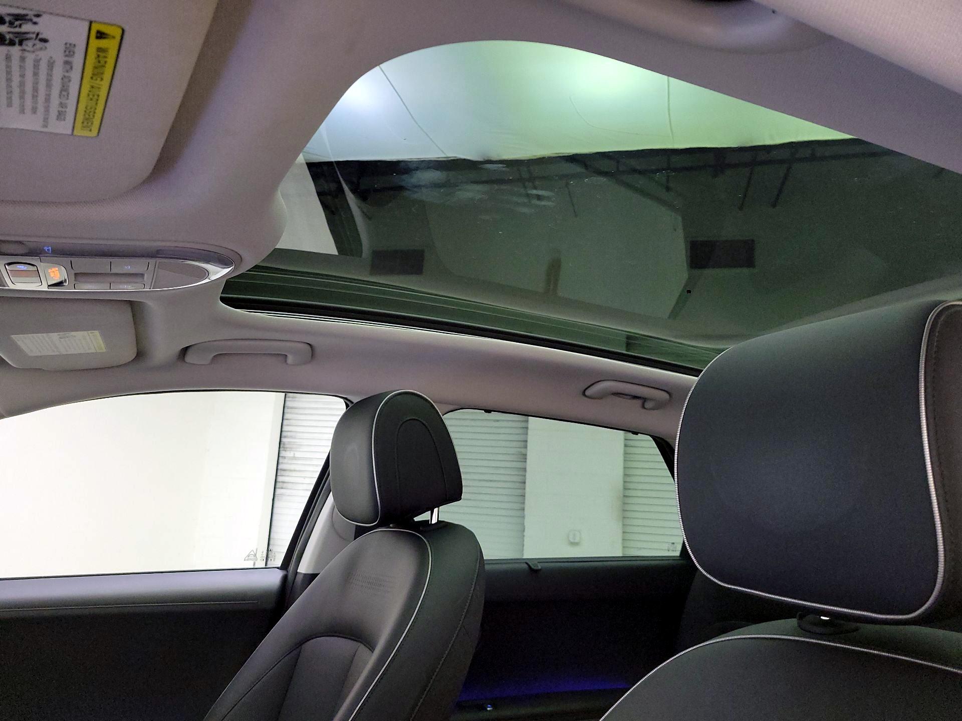 Thumbnail: 2023 Hyundai Ioniq 5 - 20