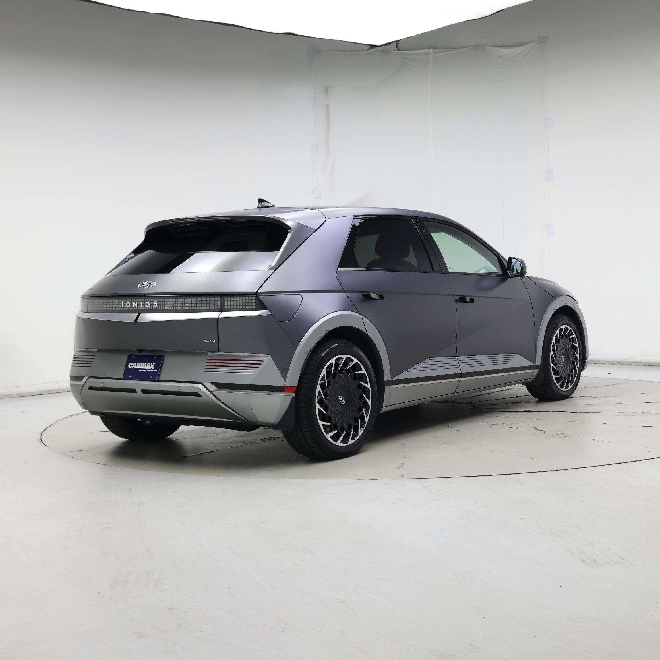 Thumbnail: 2023 Hyundai Ioniq 5 - 8