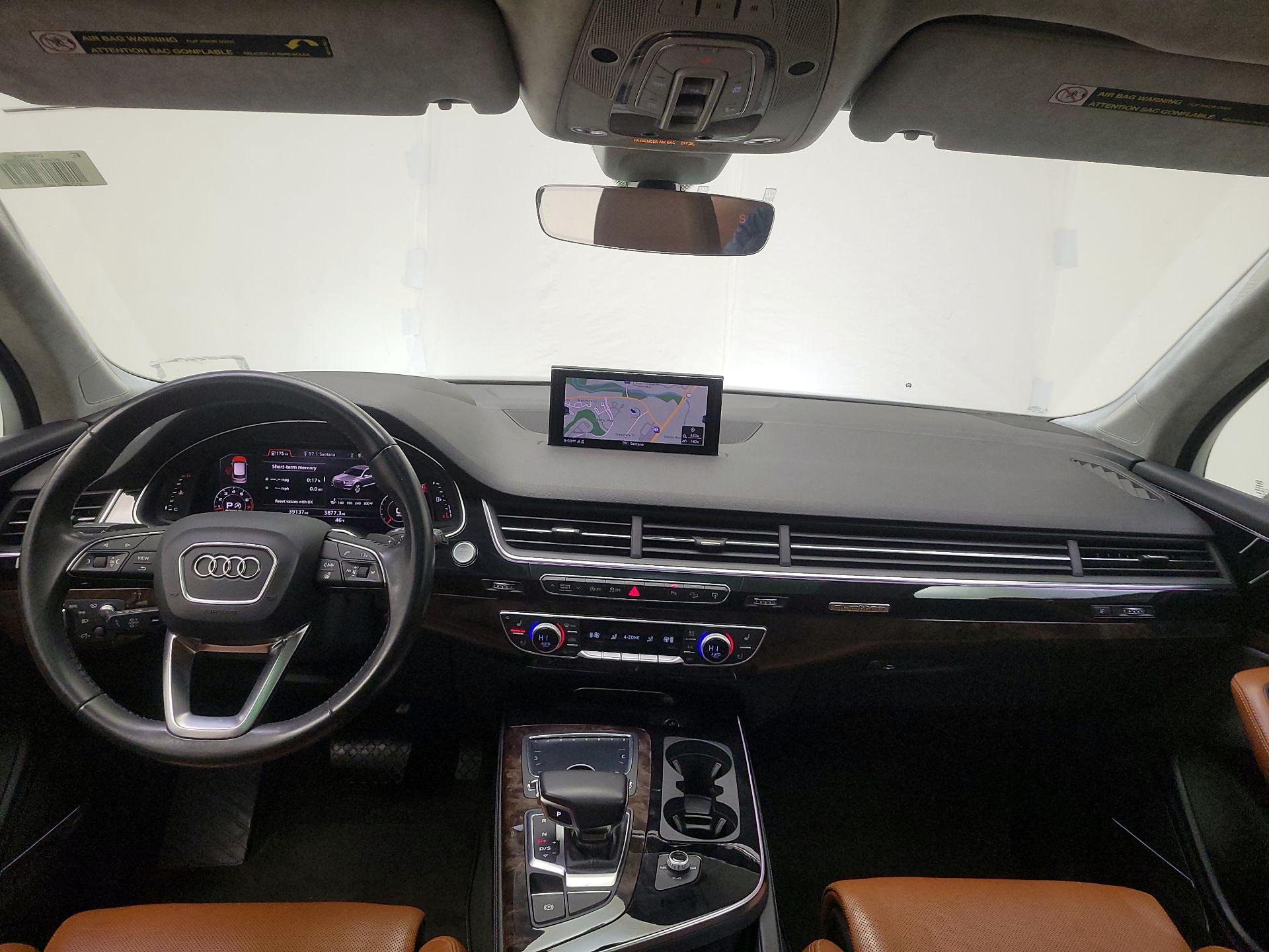 Thumbnail: 2017 Audi Q7 - 9