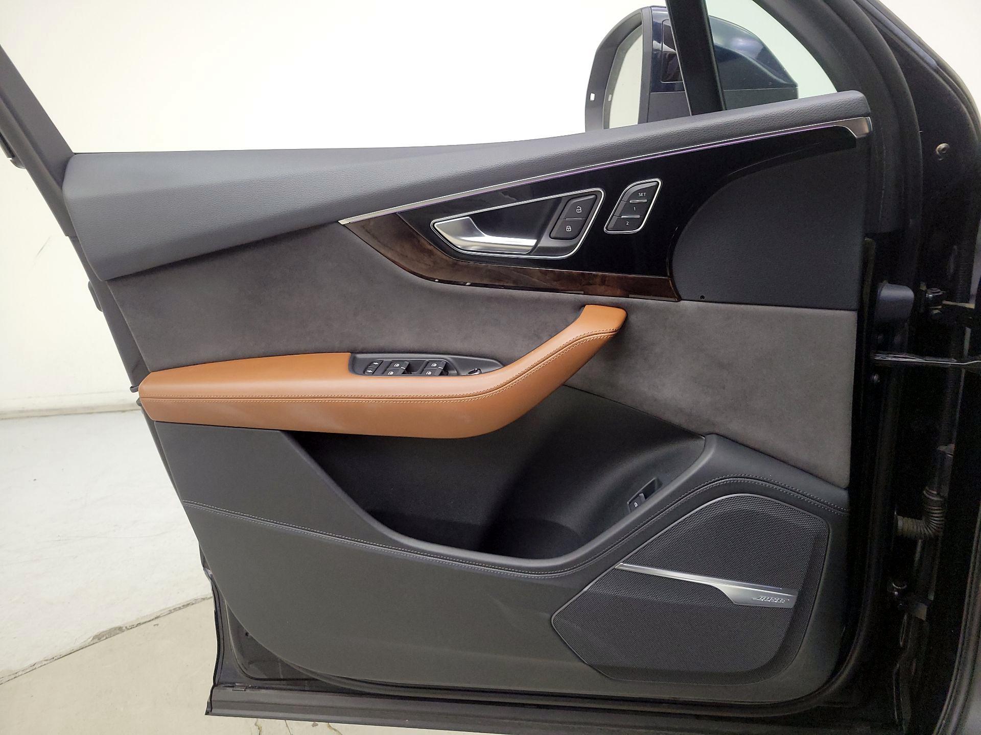 Thumbnail: 2017 Audi Q7 - 12