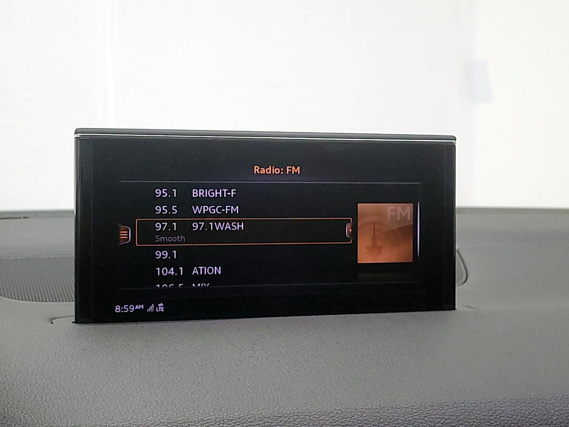 Thumbnail: 2017 Audi Q7 - 16