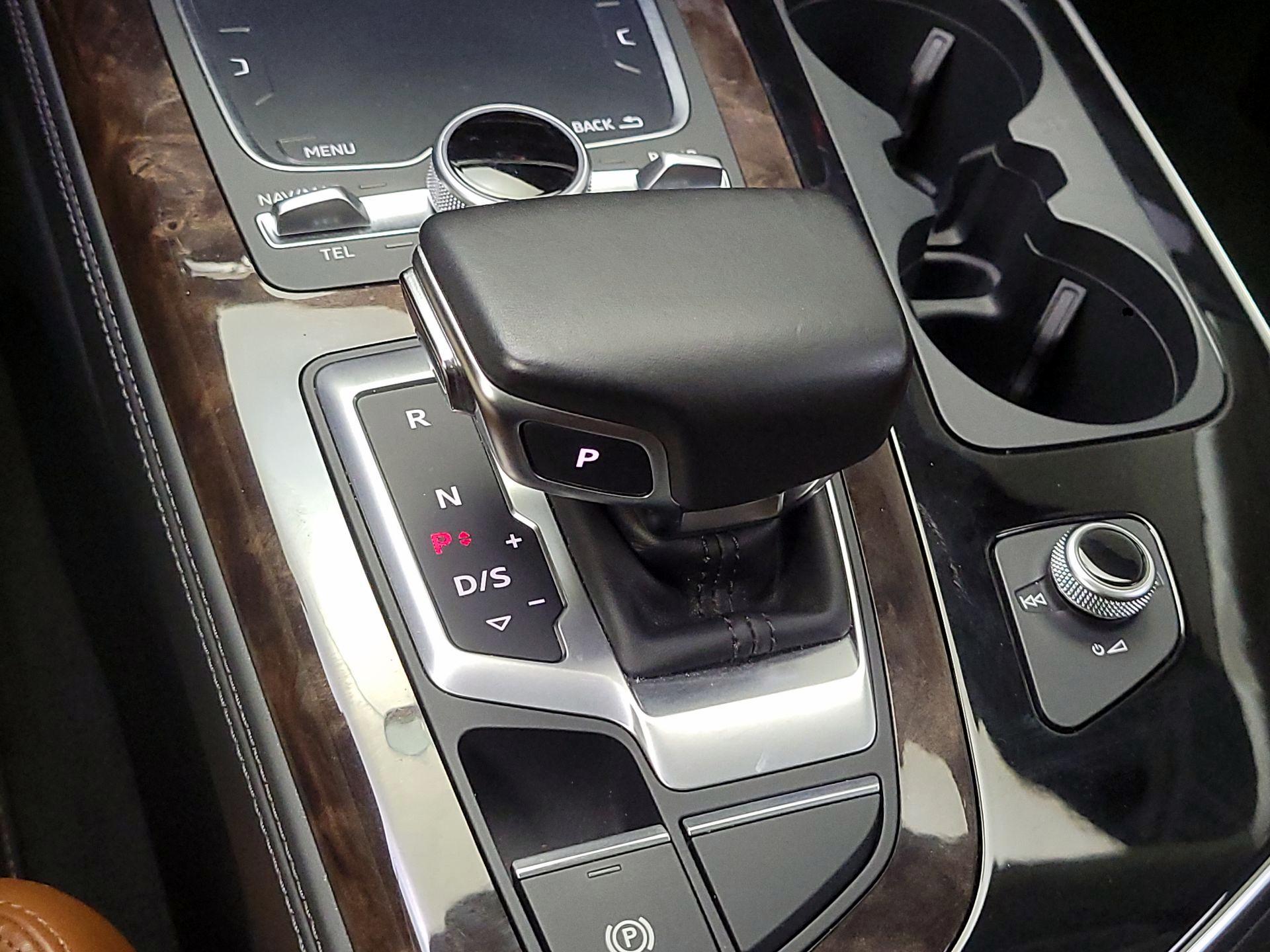 Thumbnail: 2017 Audi Q7 - 18