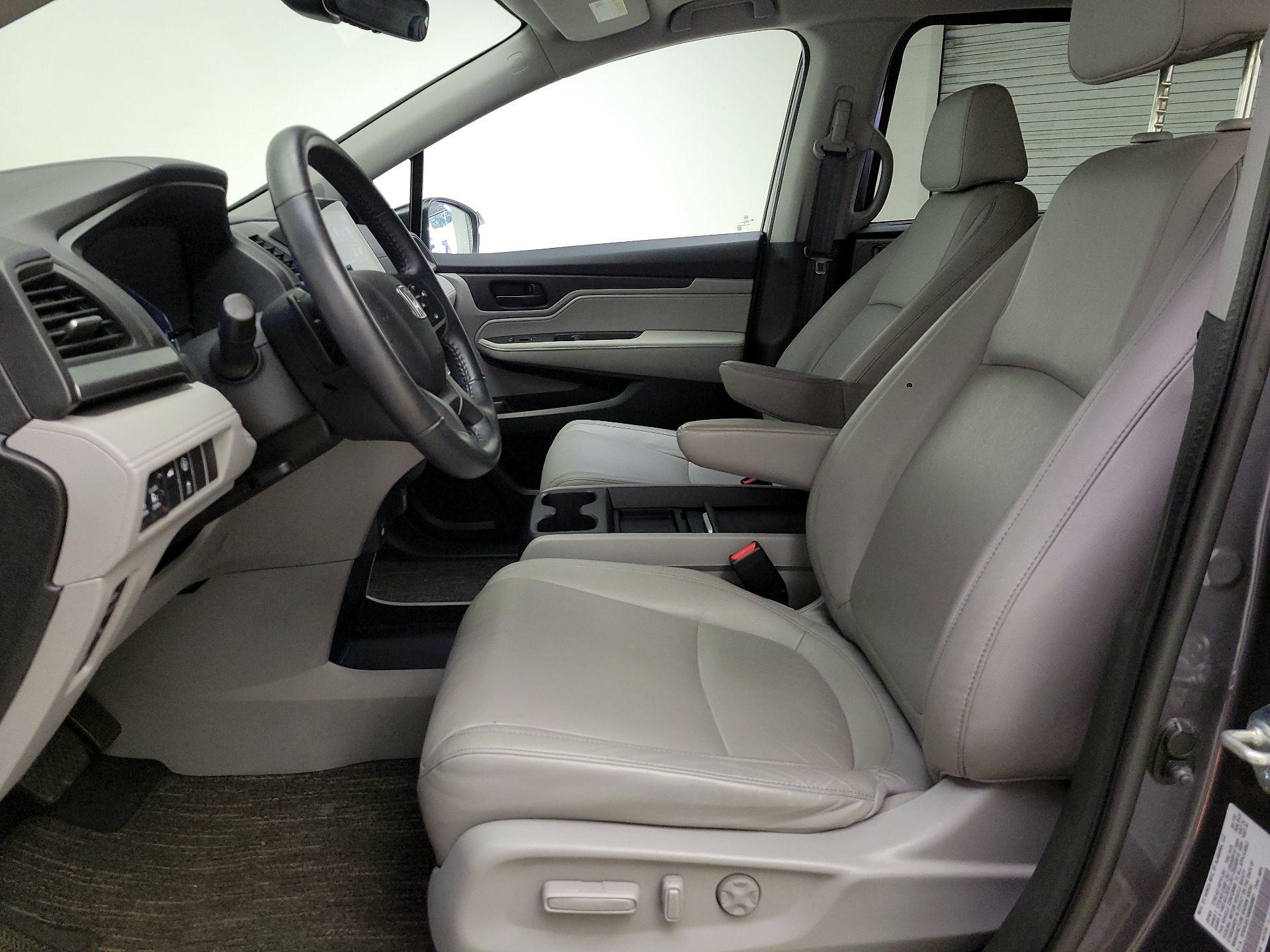 Thumbnail: 2021 Honda Odyssey - 11
