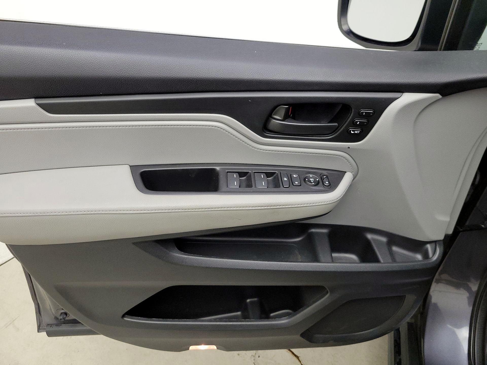Thumbnail: 2021 Honda Odyssey - 12